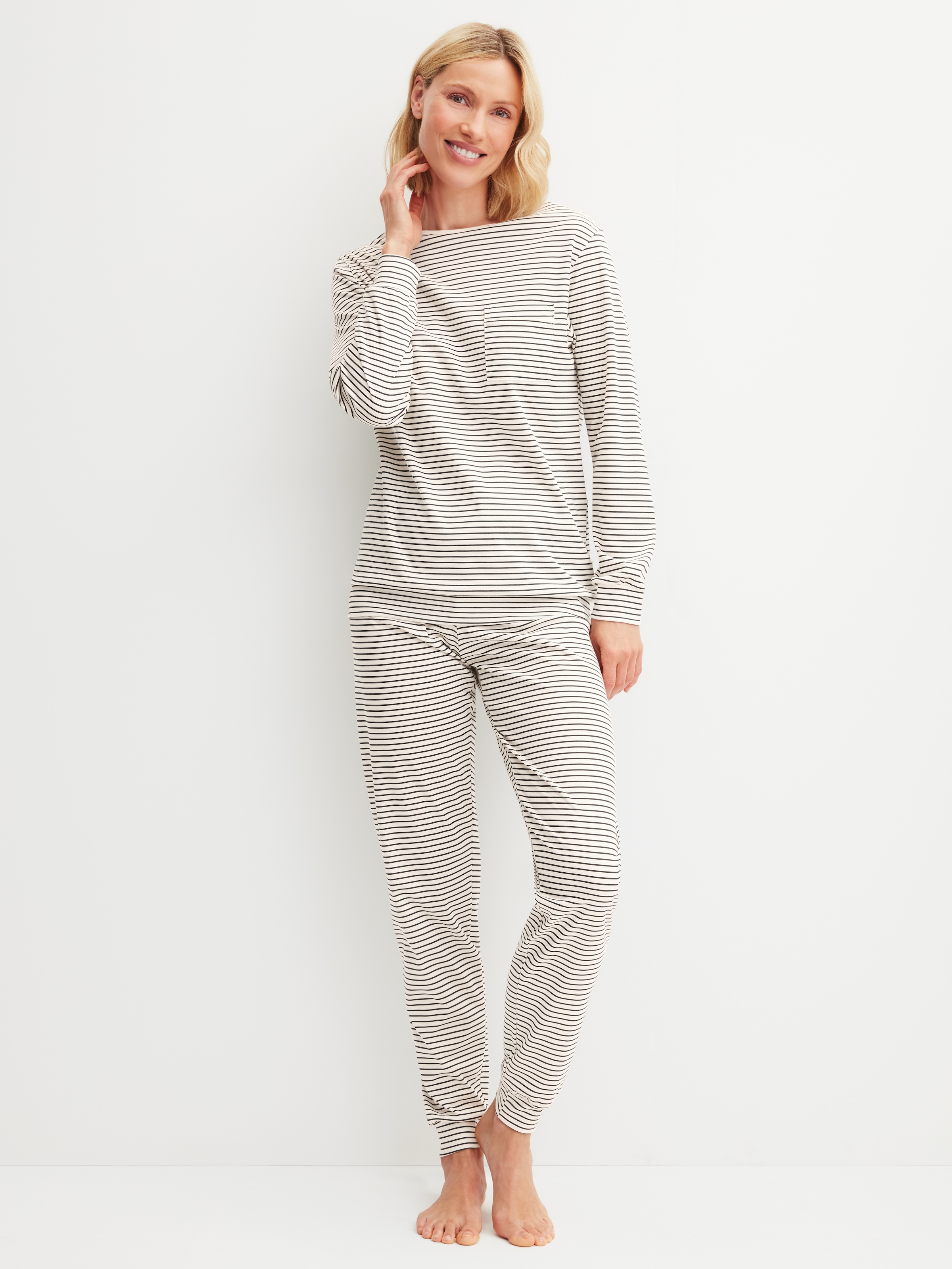 Image of CALIDA Schlafanzug "Sweet Dreams" 2 tlg. Langarm, Rundhals, Interlock-Qualität, weich, bequem
