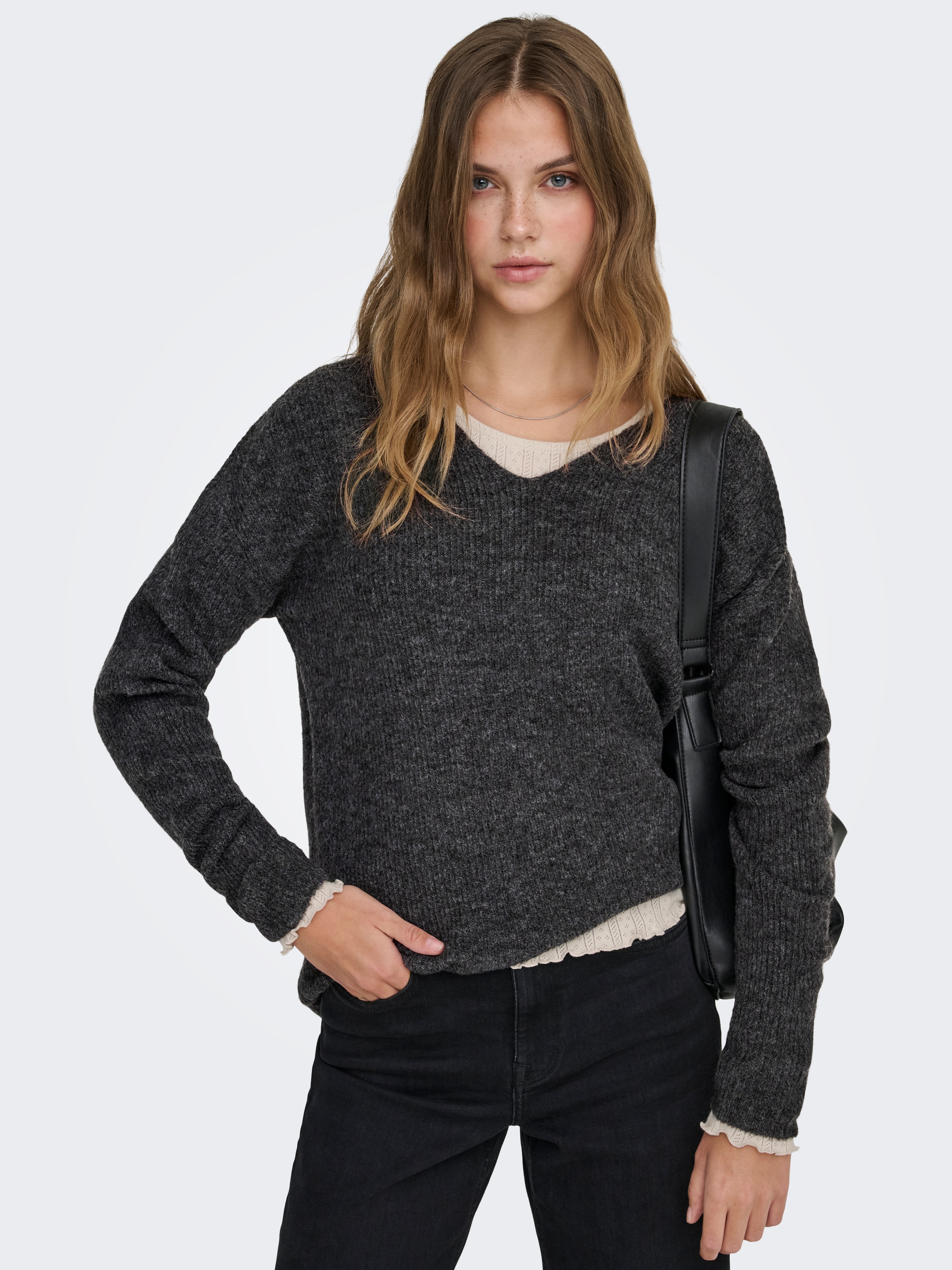 Image of ONLY Strickpullover "ONLCAMILLA V-NECK L/S PULLOVER KNT NOOS" Materialmix, regular fit