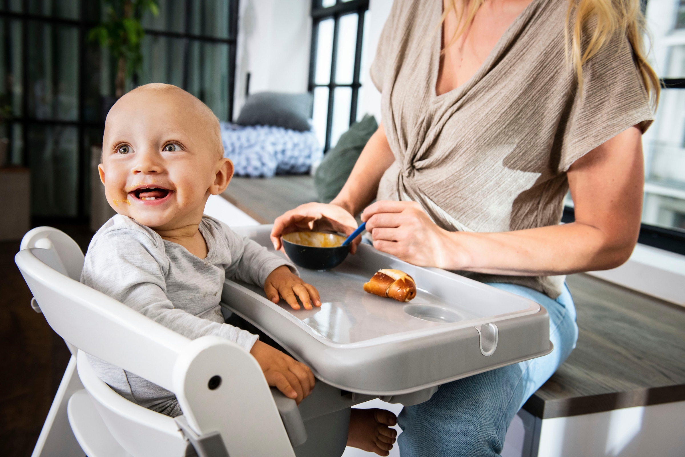 Hauck Plateau de chaise haute »Alpha Tray Tischaufsatz, grey« für Hochstühle Alpha+ und Beta+