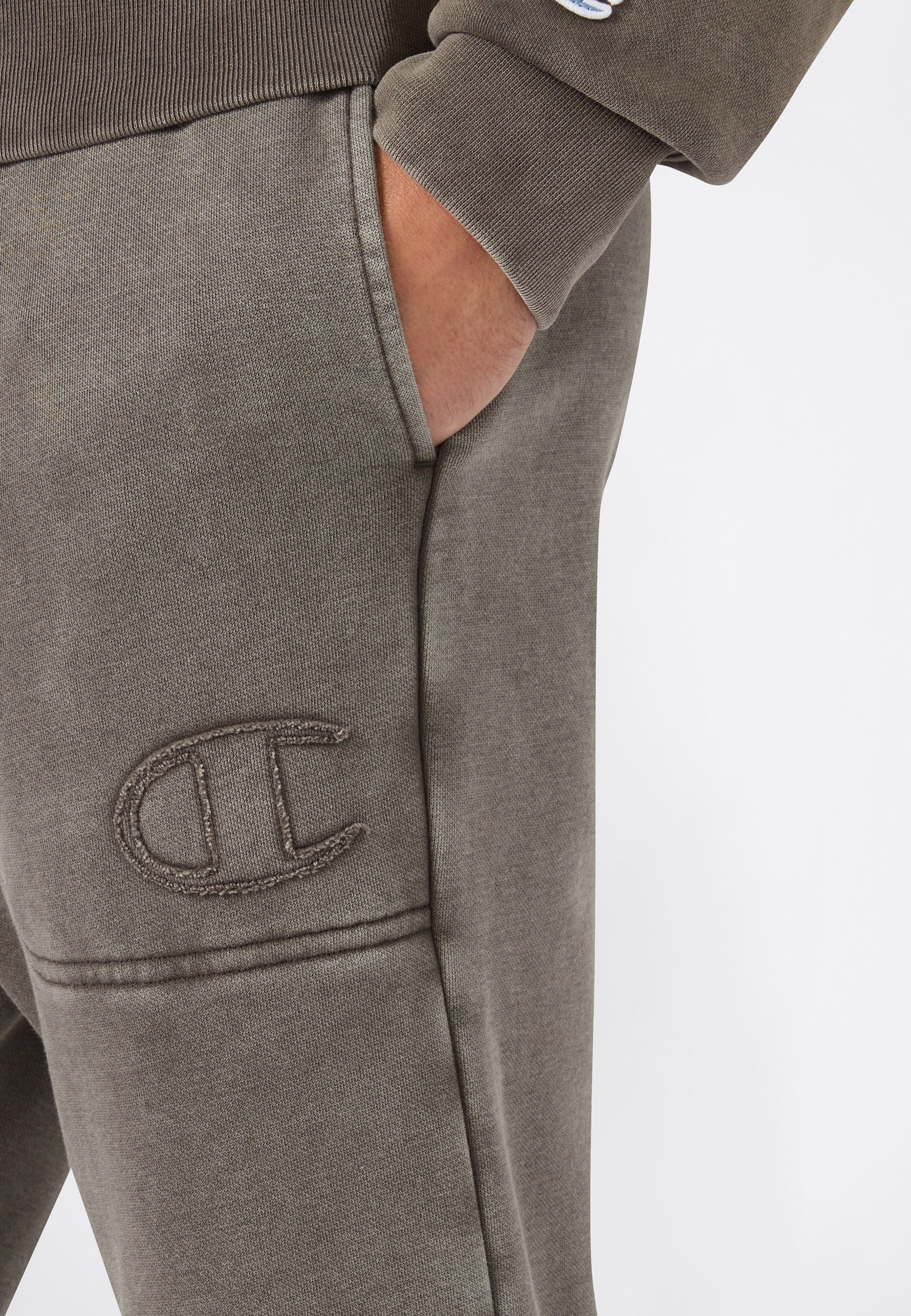 Champion Jogginghose »SPORTWEAR CUFFED PANTS Standard Fit Washed«  mit Bündchen am Beinabschluss, Standard Fit