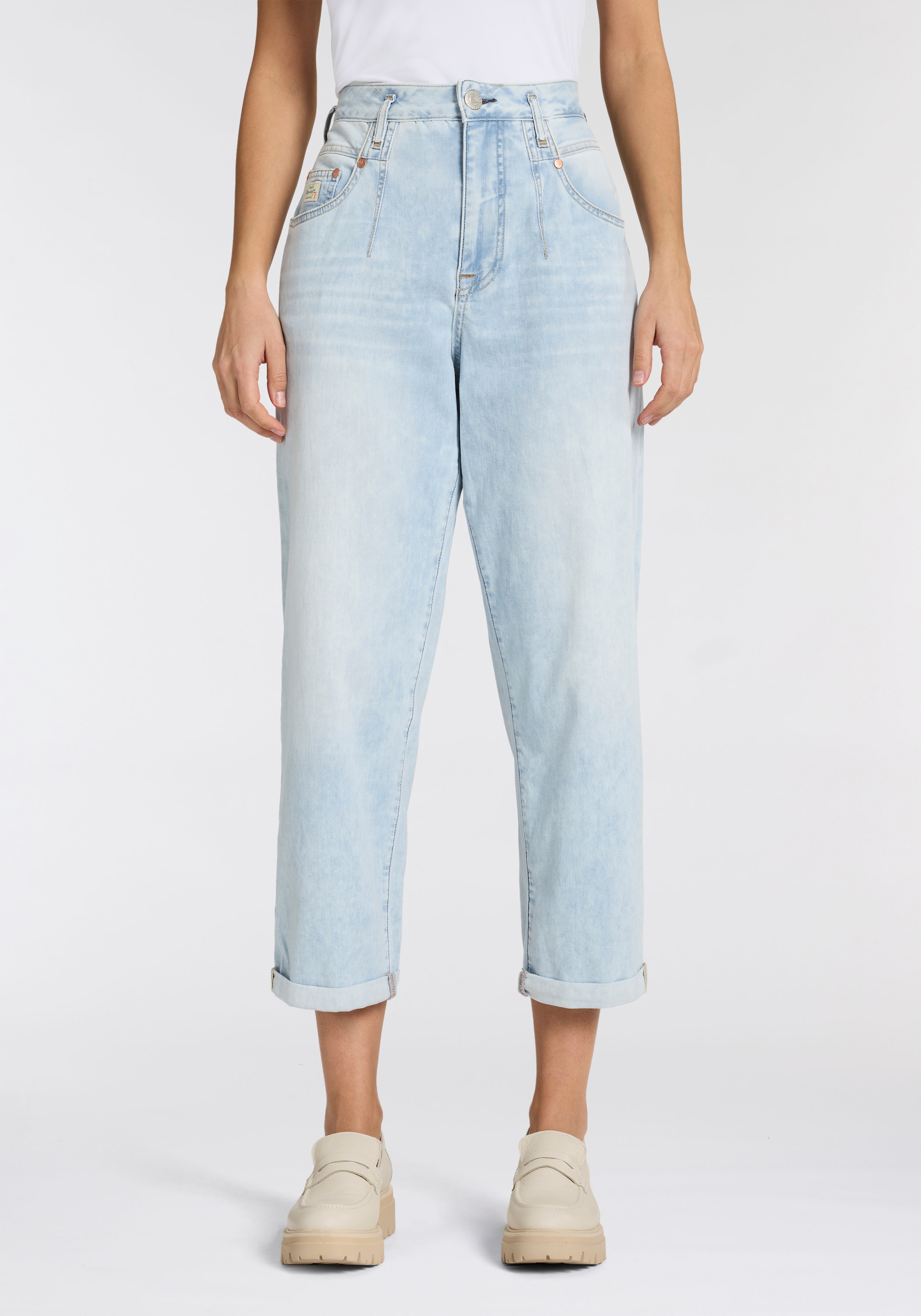 Image of Herrlicher Straight-Jeans "Brooke Denim Light" krempelbar
