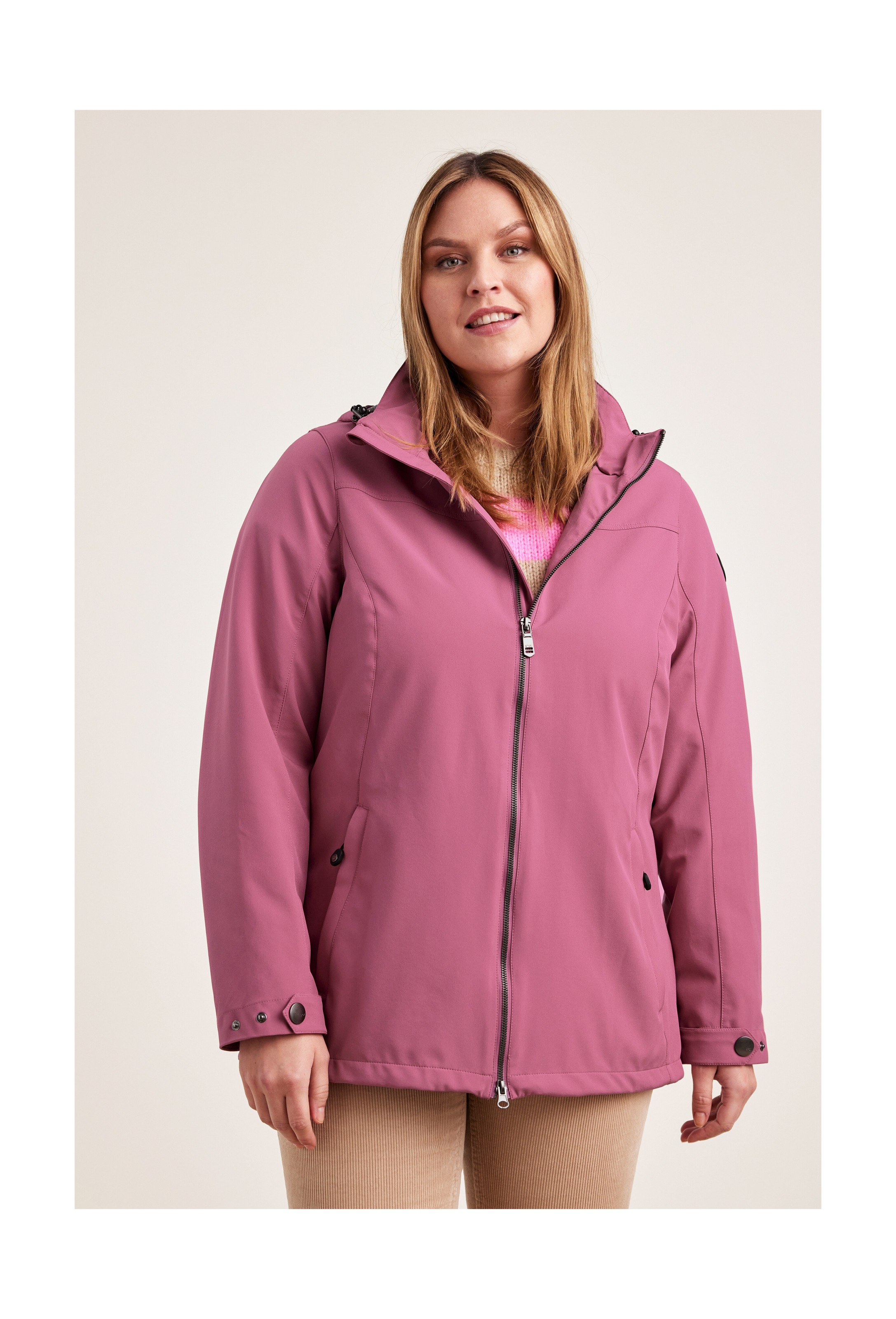 STOY Softshelljacke »STS 1 WMN SFTSHLL JCKT«, Damen Softshelljacke: wasserabweisend, winddicht, atmungsaktiv