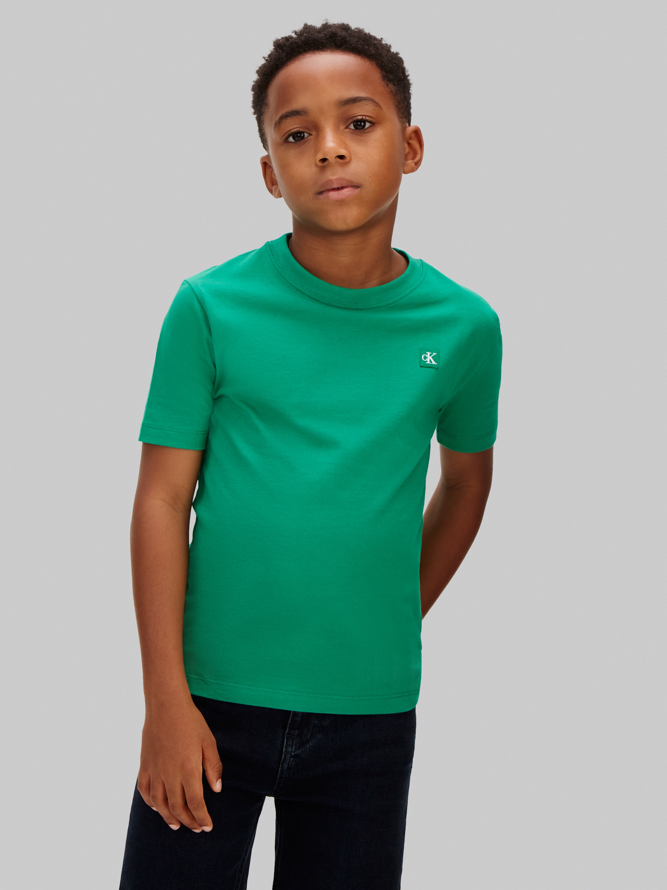 Image of Calvin Klein Jeans T-Shirt "MONO MINI BADGE T-SHIRT" Regular fit für Kinder