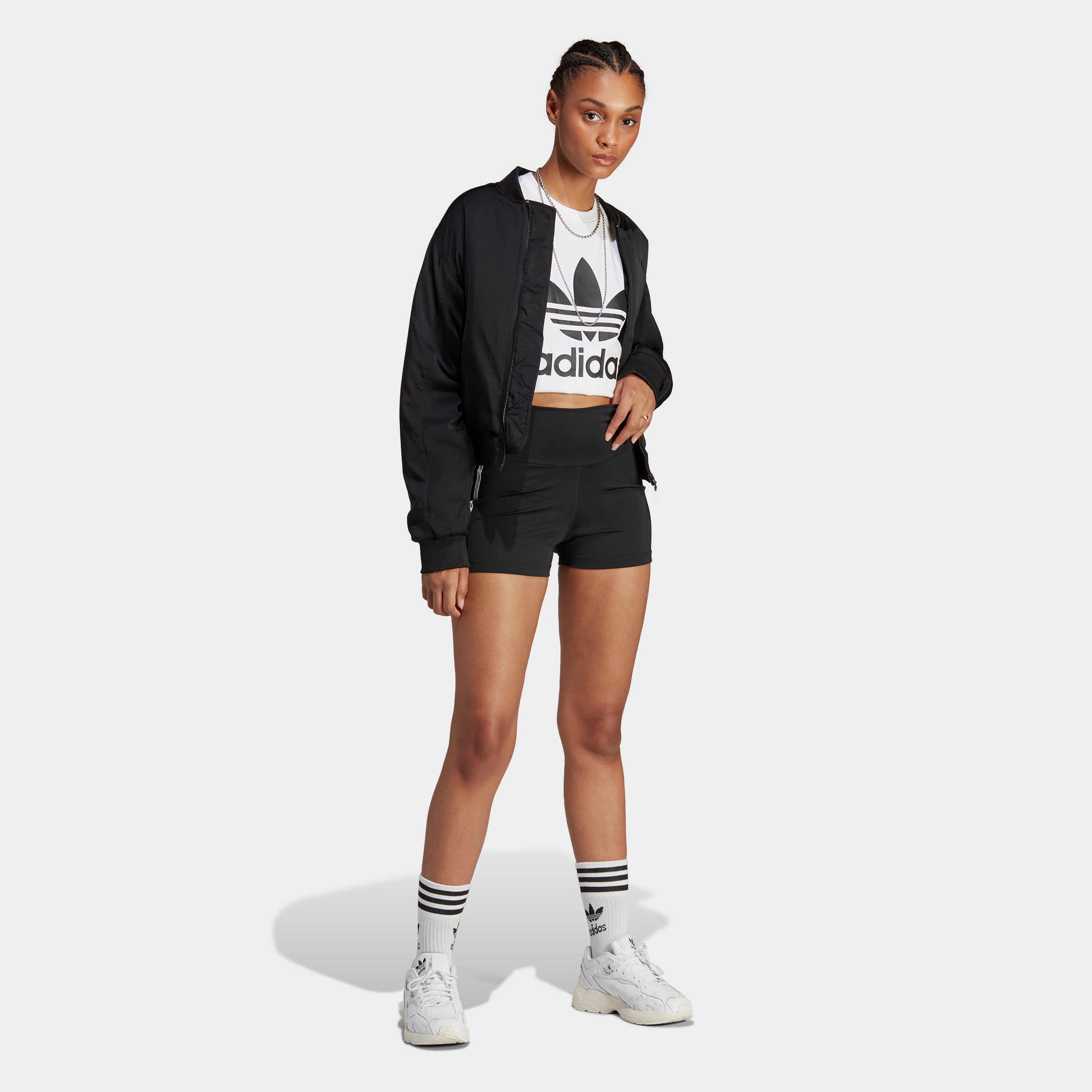 ♕ adidas Originals Shorts TRACEABLE«, bestellen versandkostenfrei »ADICOLOR CLASSICS (1 tlg.)