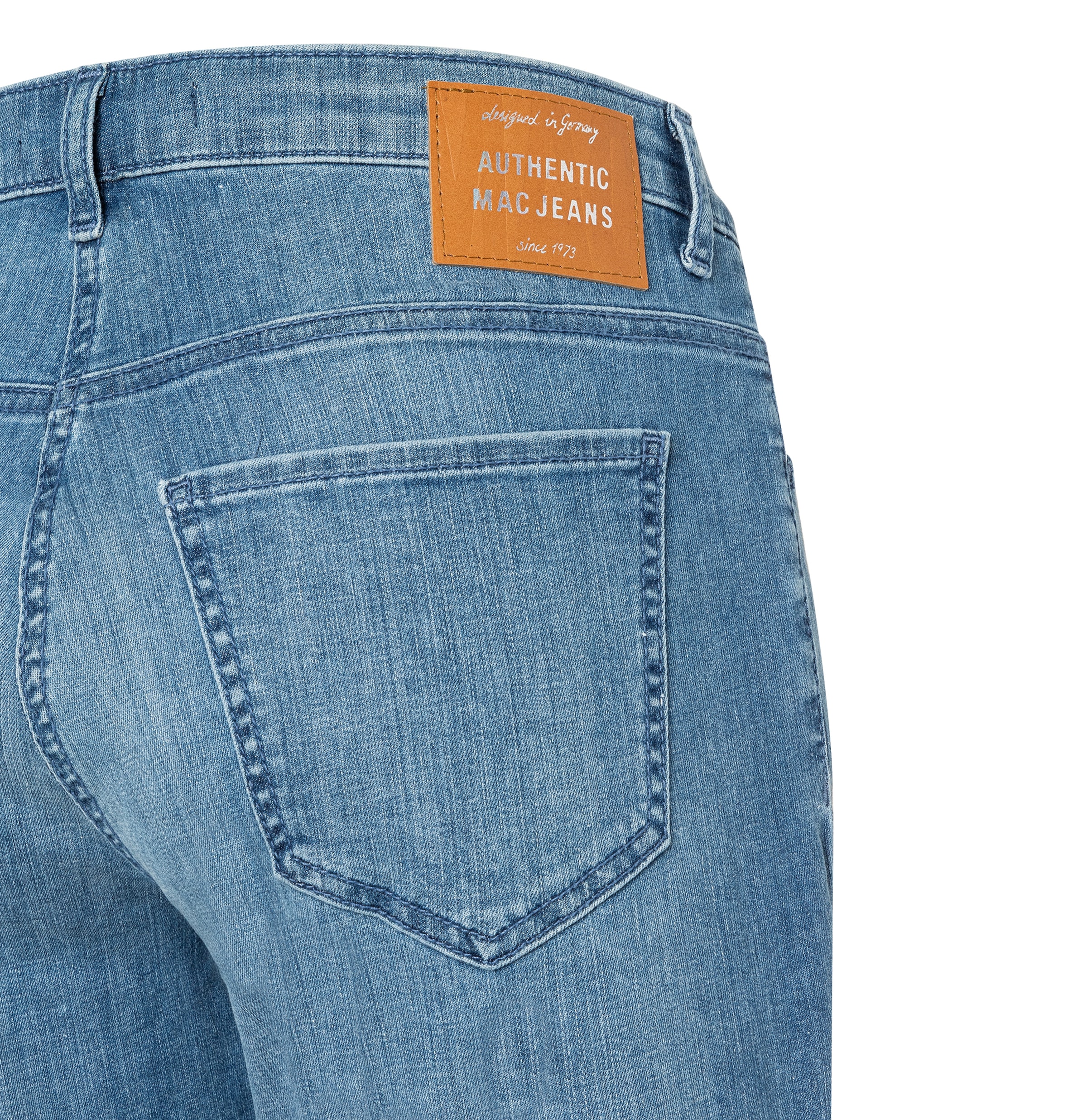 MAC Bermudas  aus sehr leichter, sommerlicher Qualität mit softem Griff