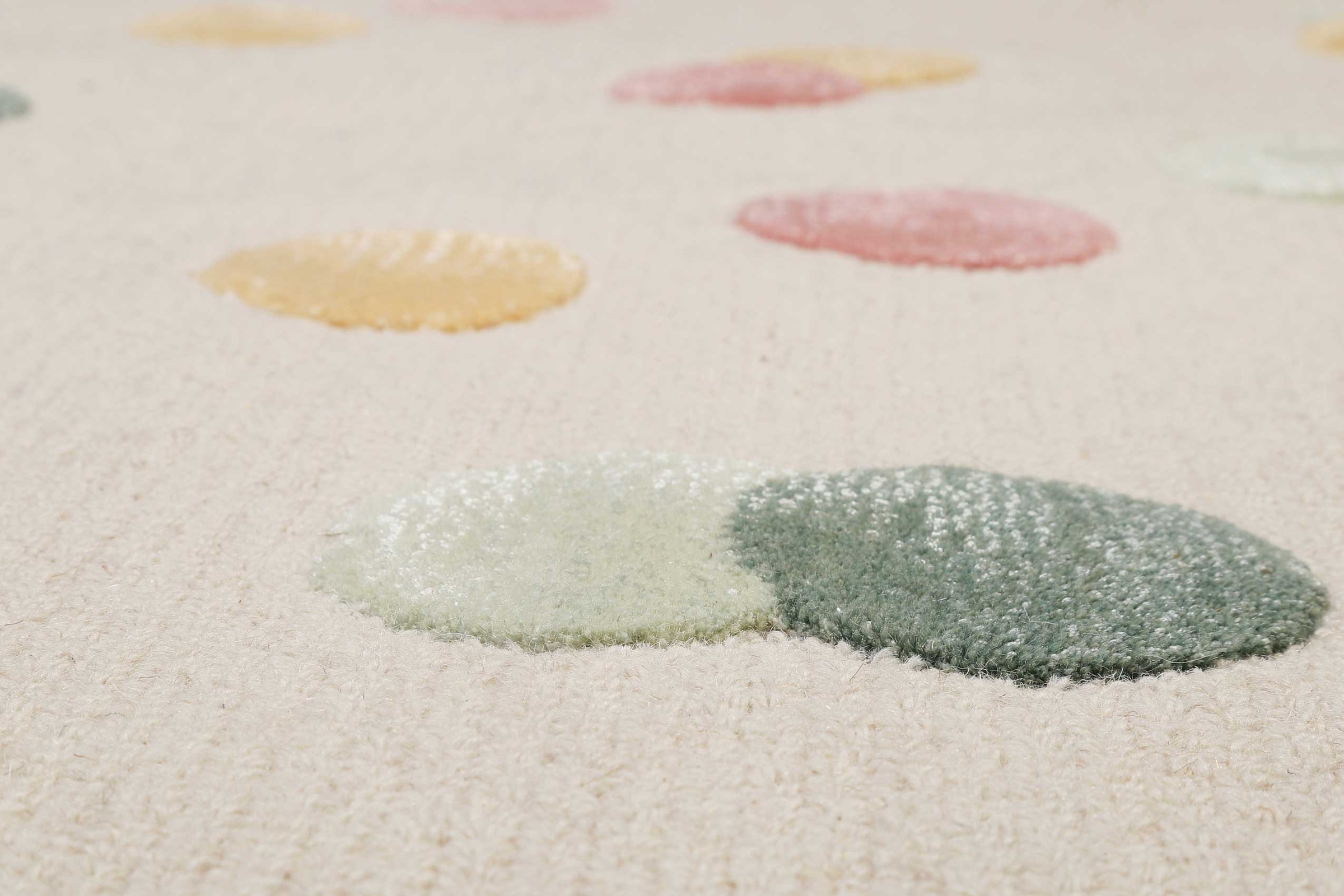 SMART KIDS Kinderteppich »Dana«, rechteckig, 1,2 mm Höhe, modern und natürlich, bunte Polkadots, mit Struktur, Kinderzimmer