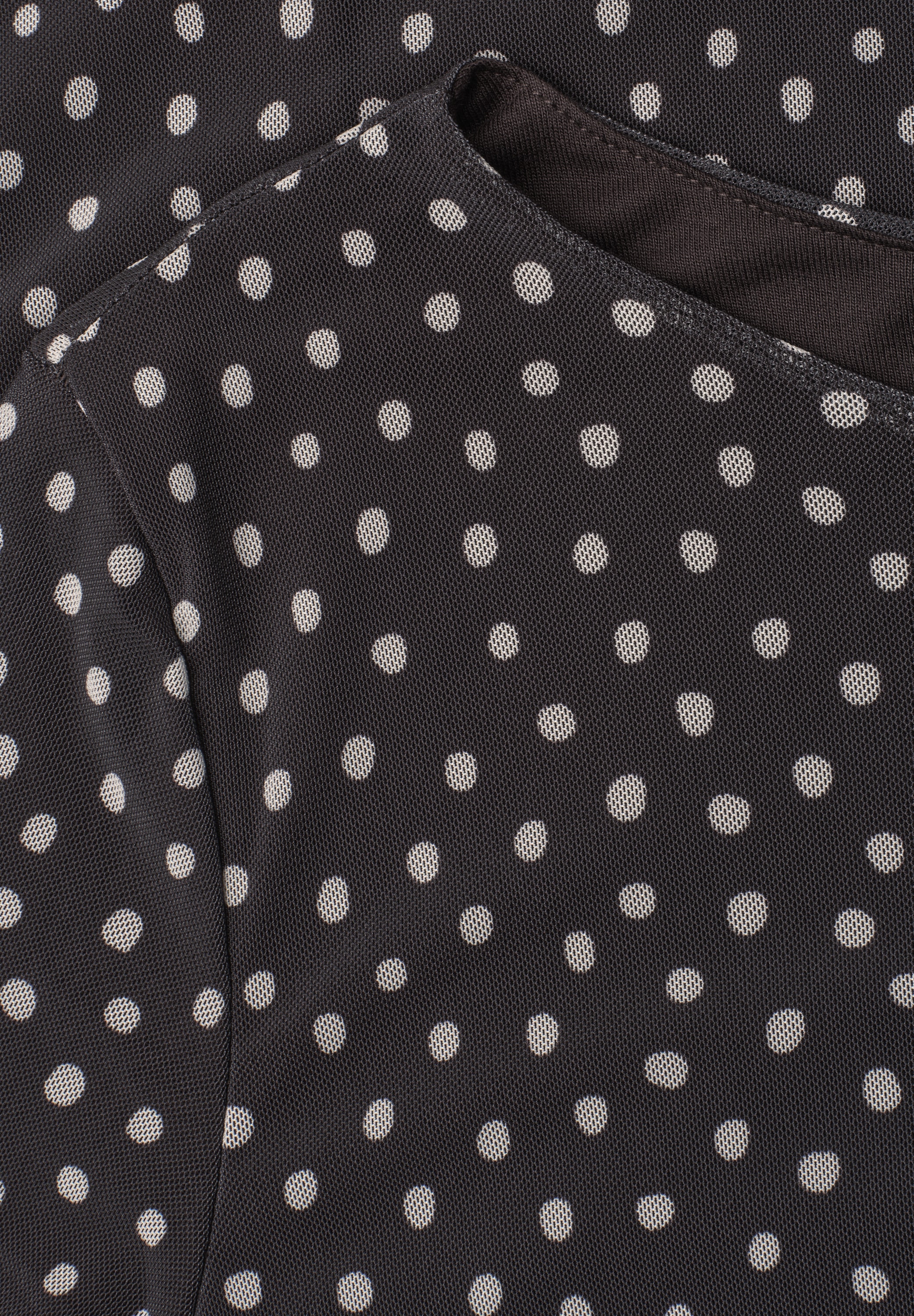 STREET ONE Midikleid Ohne Taschen Sommerkleid mit Punkten / Seitliche Raffung