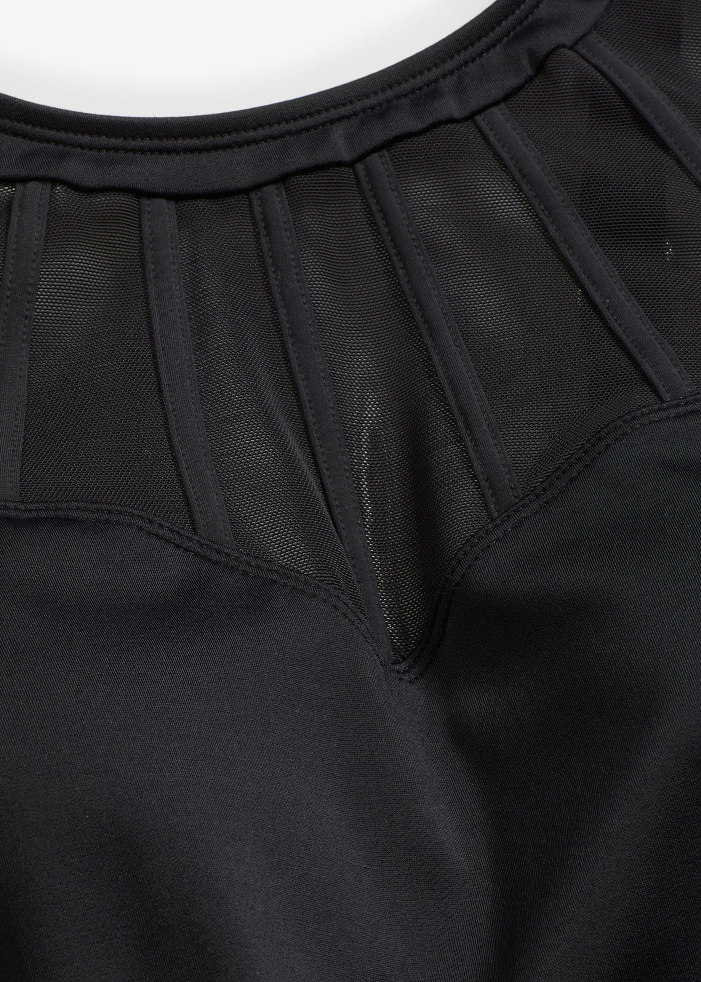 bonprix Maillot de bain avec filet transparent, en polyamide et élasthanne, doublé