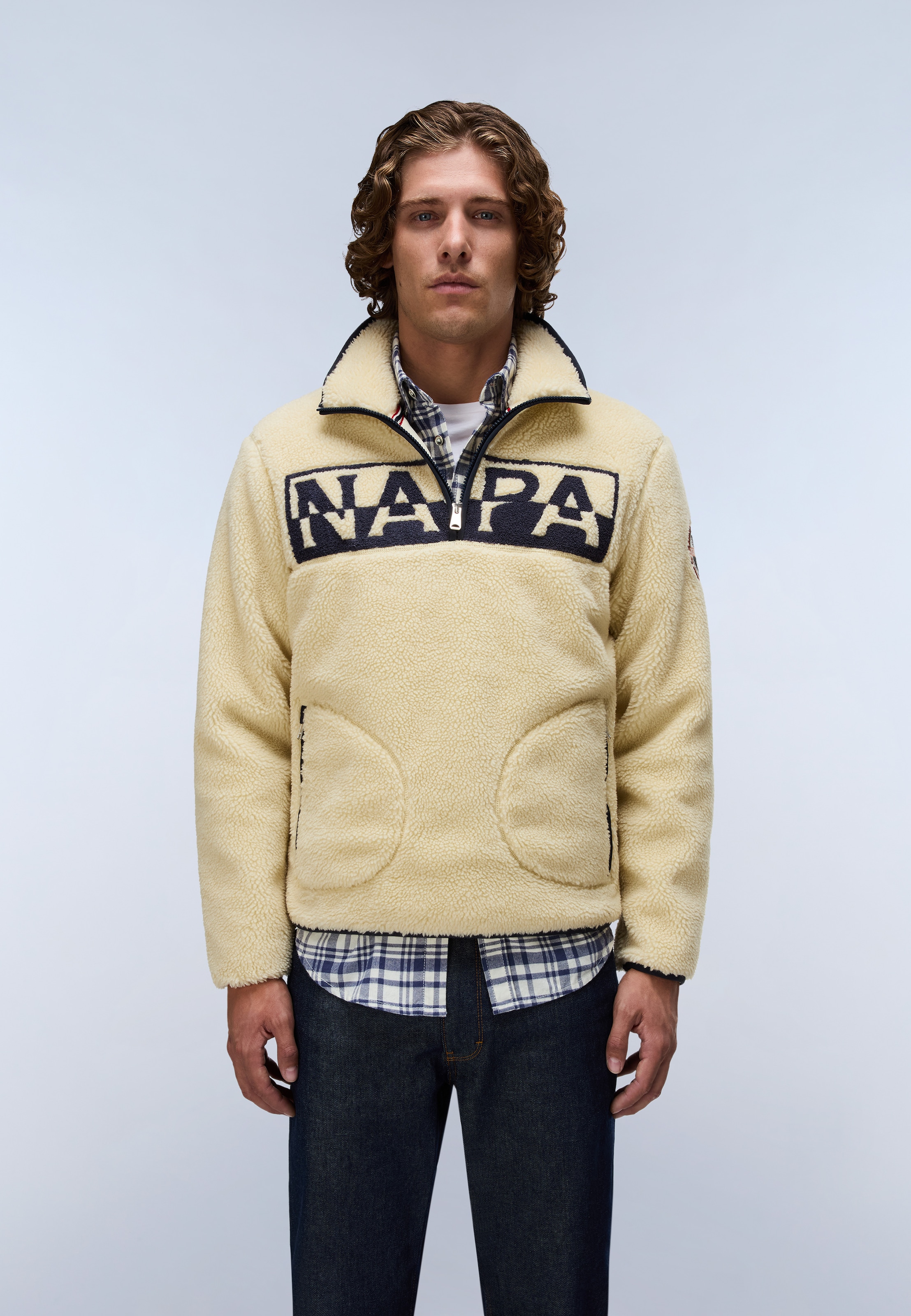 Image of Napapijri Fleeceshirt "T-ARCHIVE FLEECE HZ PUTTY N5E" aus Polyester, mit weichem Griff, auch in grossen Grössen