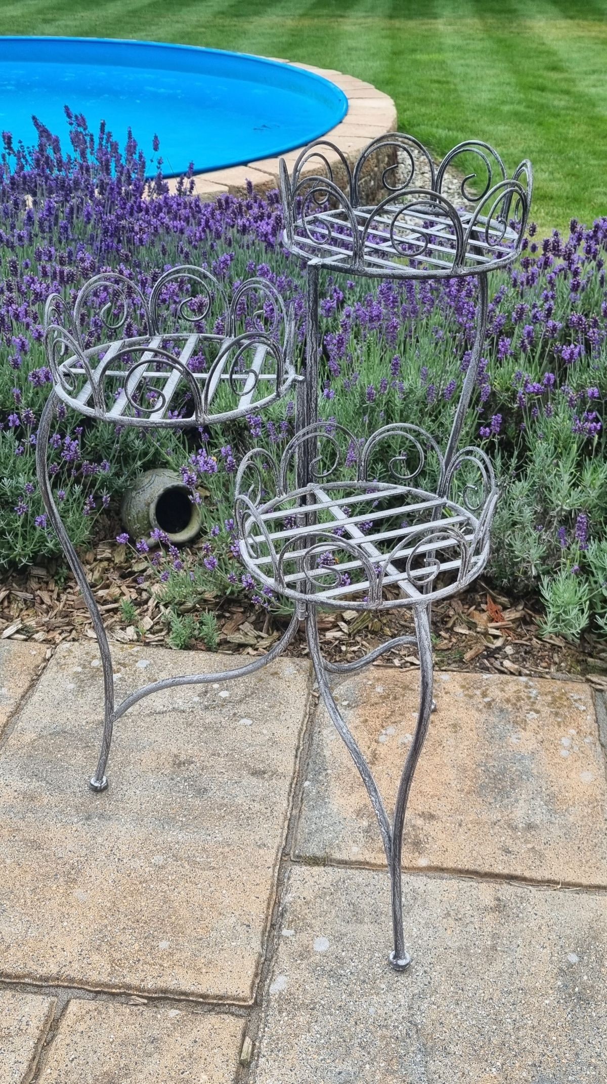 Ambiente Haus Tabouret à fleurs »Blumenständer in grau (H) 70cm« 1 cuis tlg. aus Schmiedeeisen mit Pulverbeschichtung für Innen- und Aussenbereich