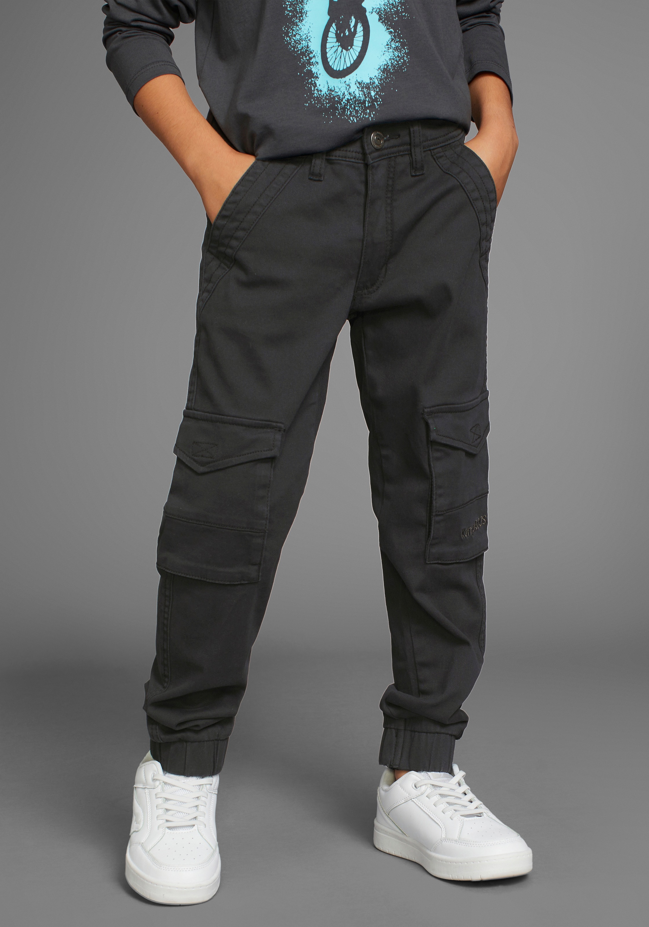 Image of KangaROOS Cargohose "Hose mit Cargotaschen", mit Logo-Stickerei