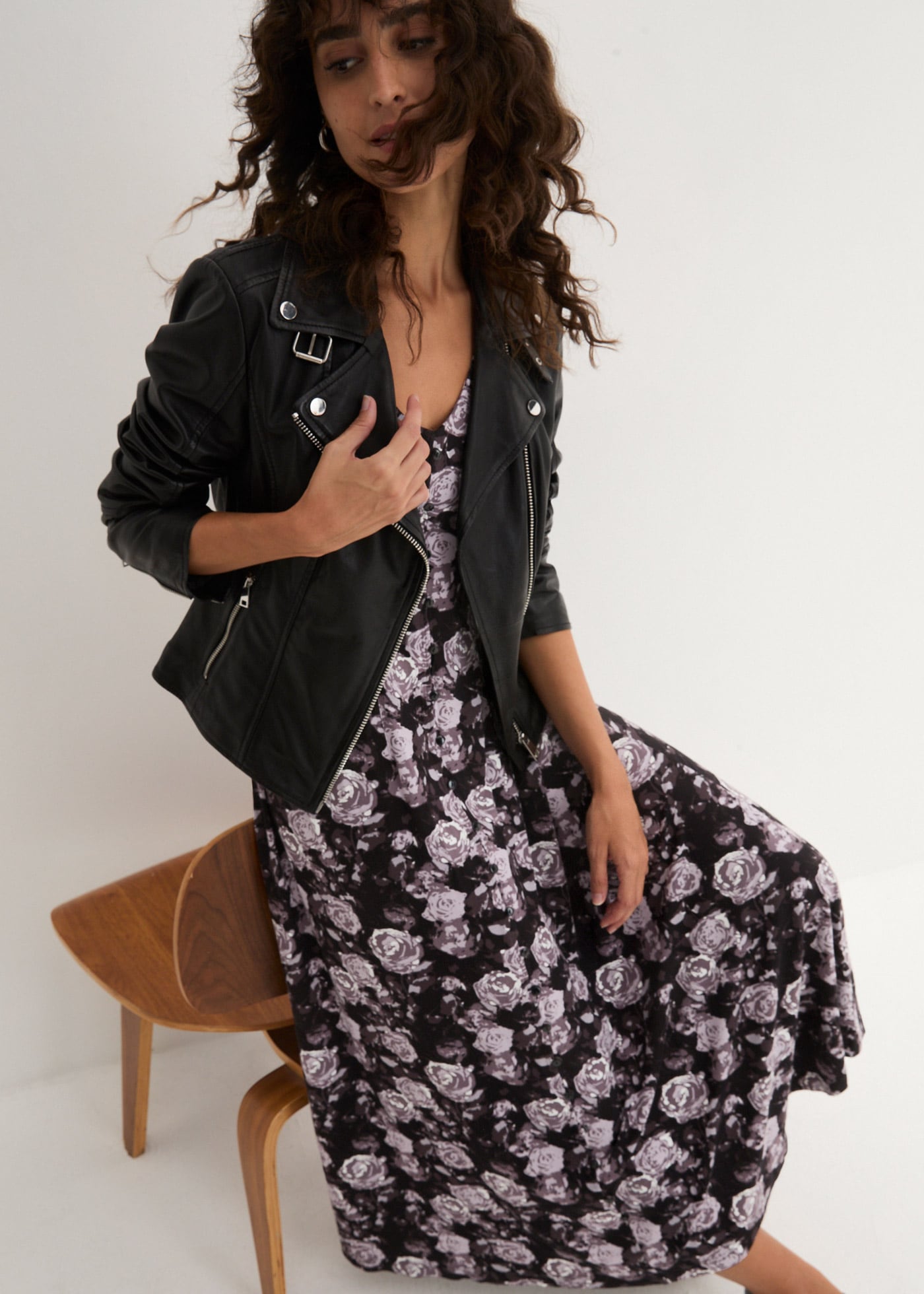 bonprix Maxikleid für Festivals, aus Viskose, lockerer Schnitt, mit kurzem Arm