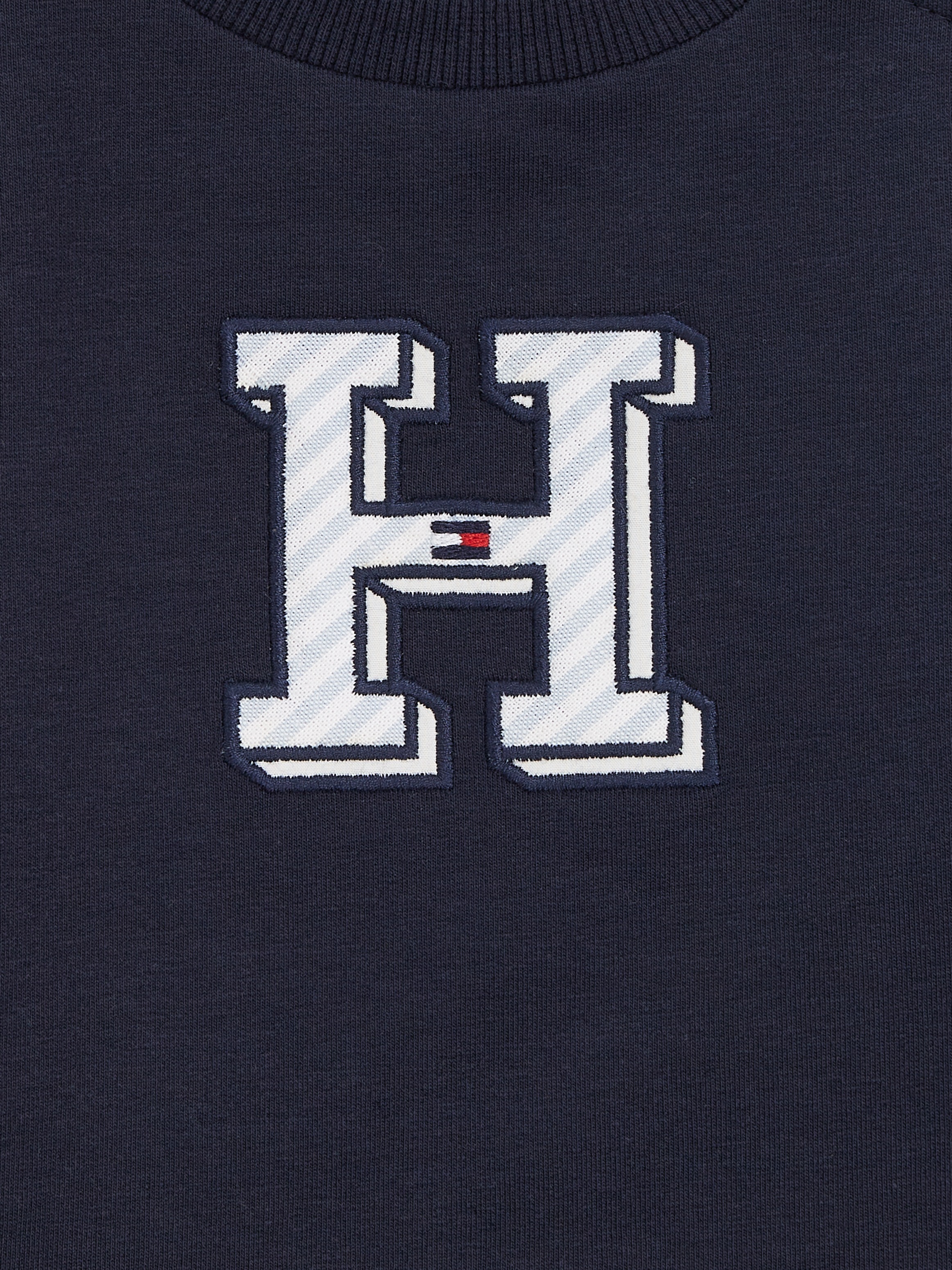 Tommy Hilfiger Shirt & Hose »BABY ITHACA H SET«, (Set, 2 tlg., 2er), mit Logo-Stickereien