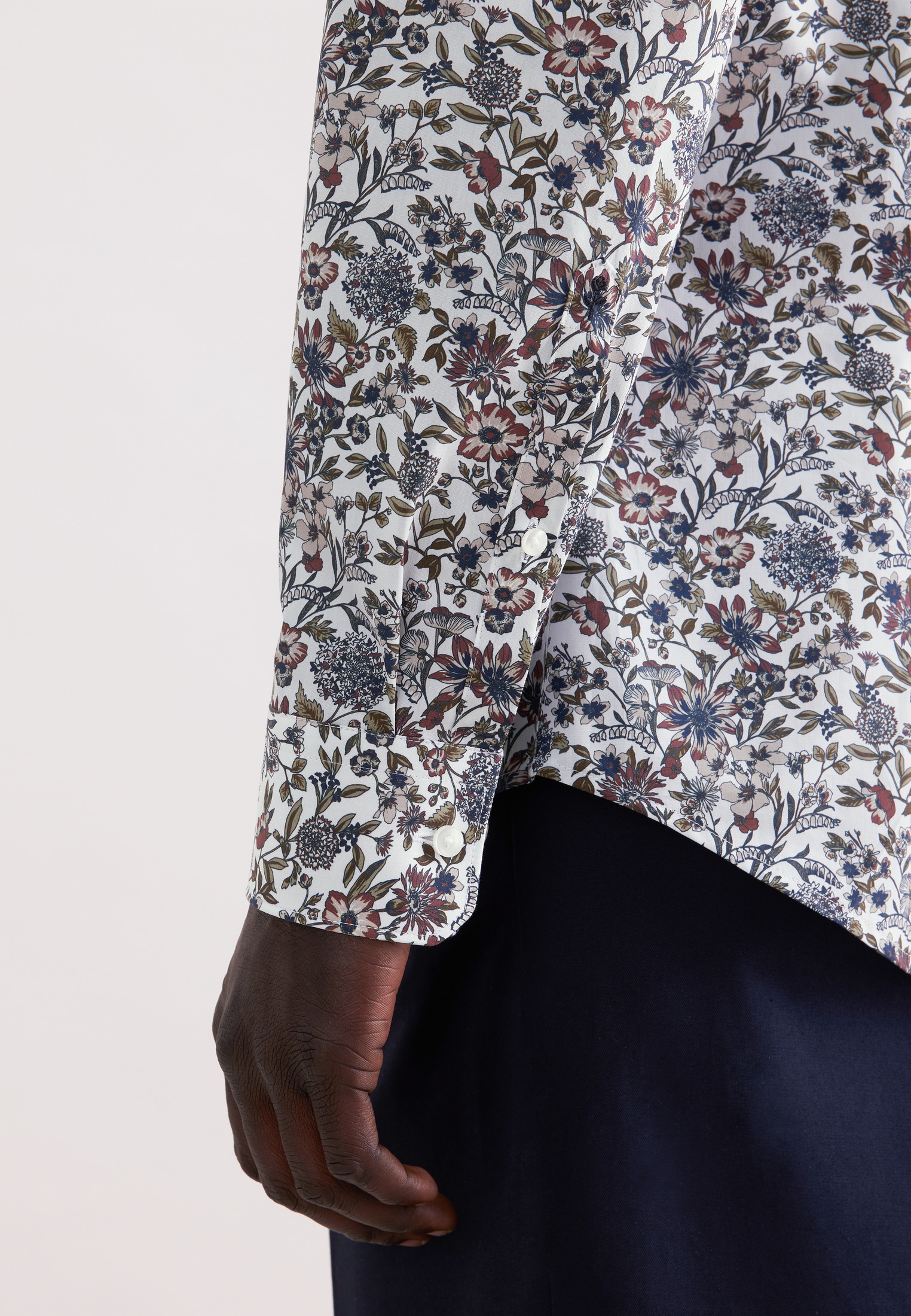 seidensticker Chemise d'affaires »Schwarze Rose« Slim 1/1 Kentkragen Druck