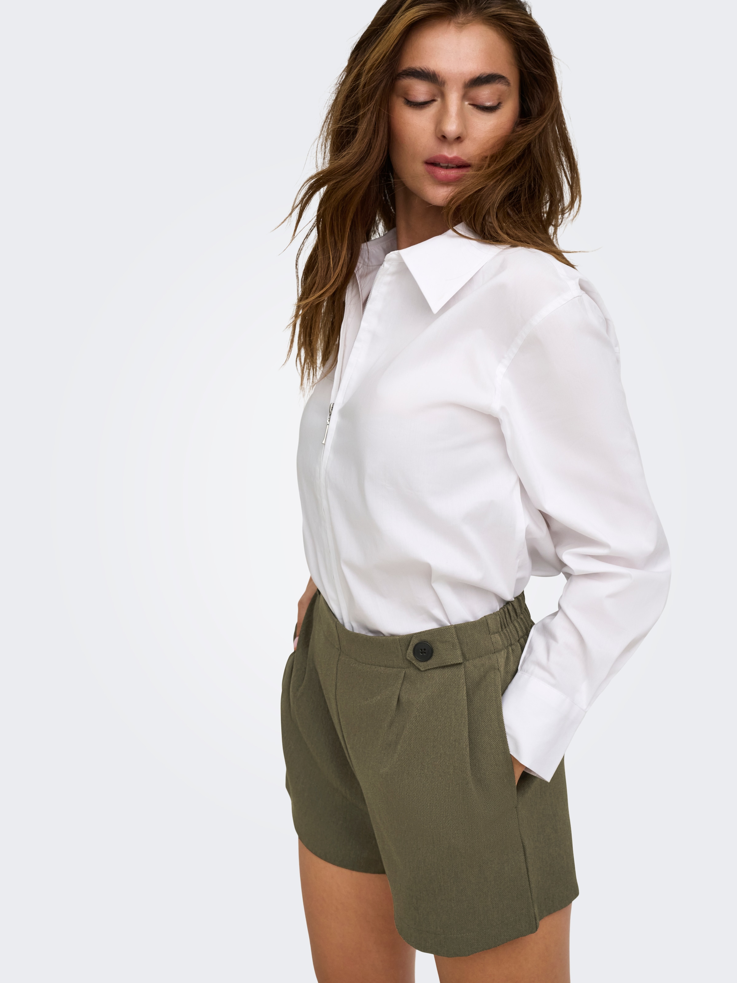 ONLY Shorts »ONLLUPI HW SHORTS TLR«  Kunstfaser