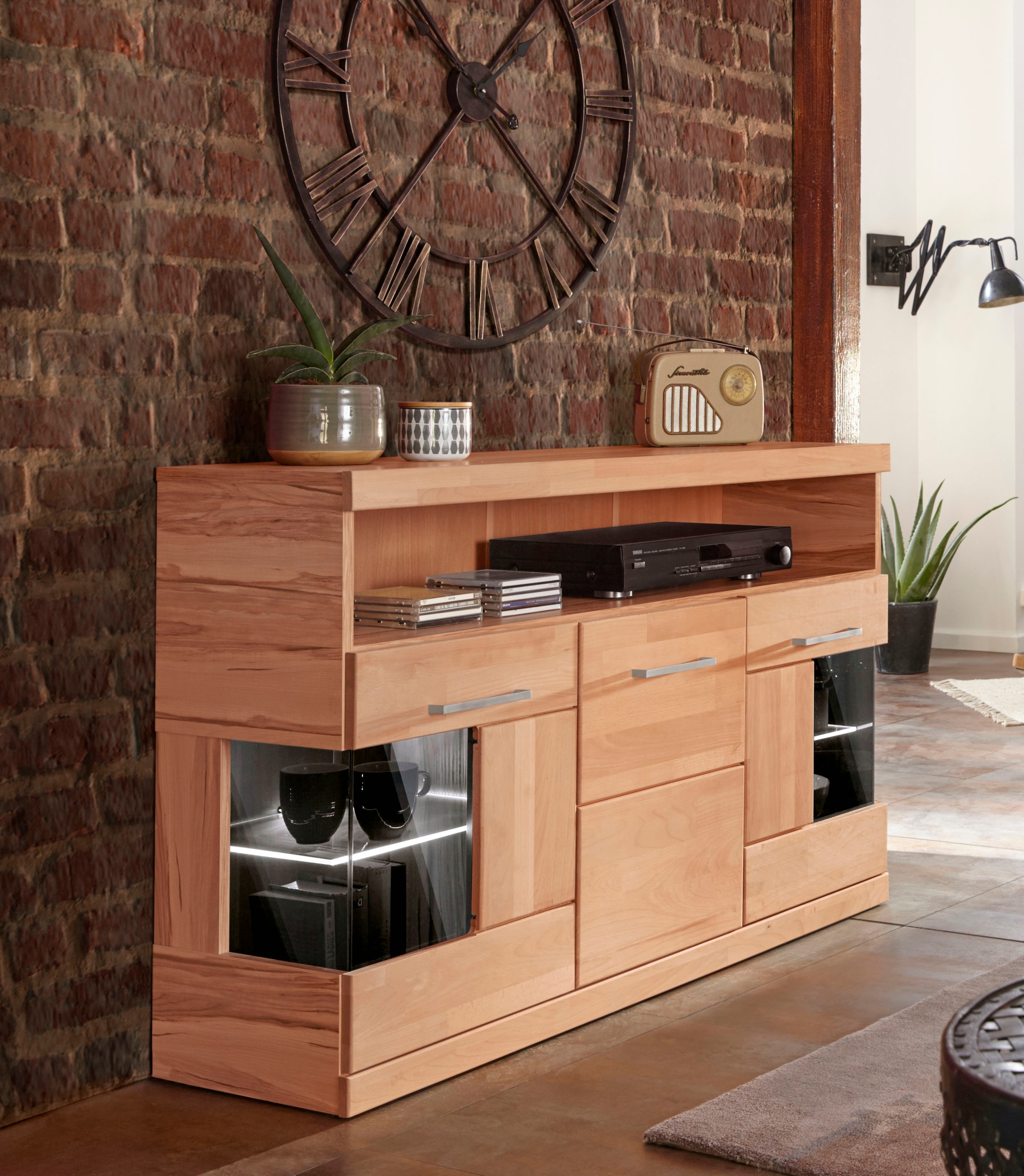 Image of GOODproduct Sideboard "Ribe,130cm breit,Fronten Massivholz,2Türen mit gehärtetem Glaseinsatz" Korpus aus Holzwerkstoff, Metall Griffe,7 Fächer, Böden versetzbar