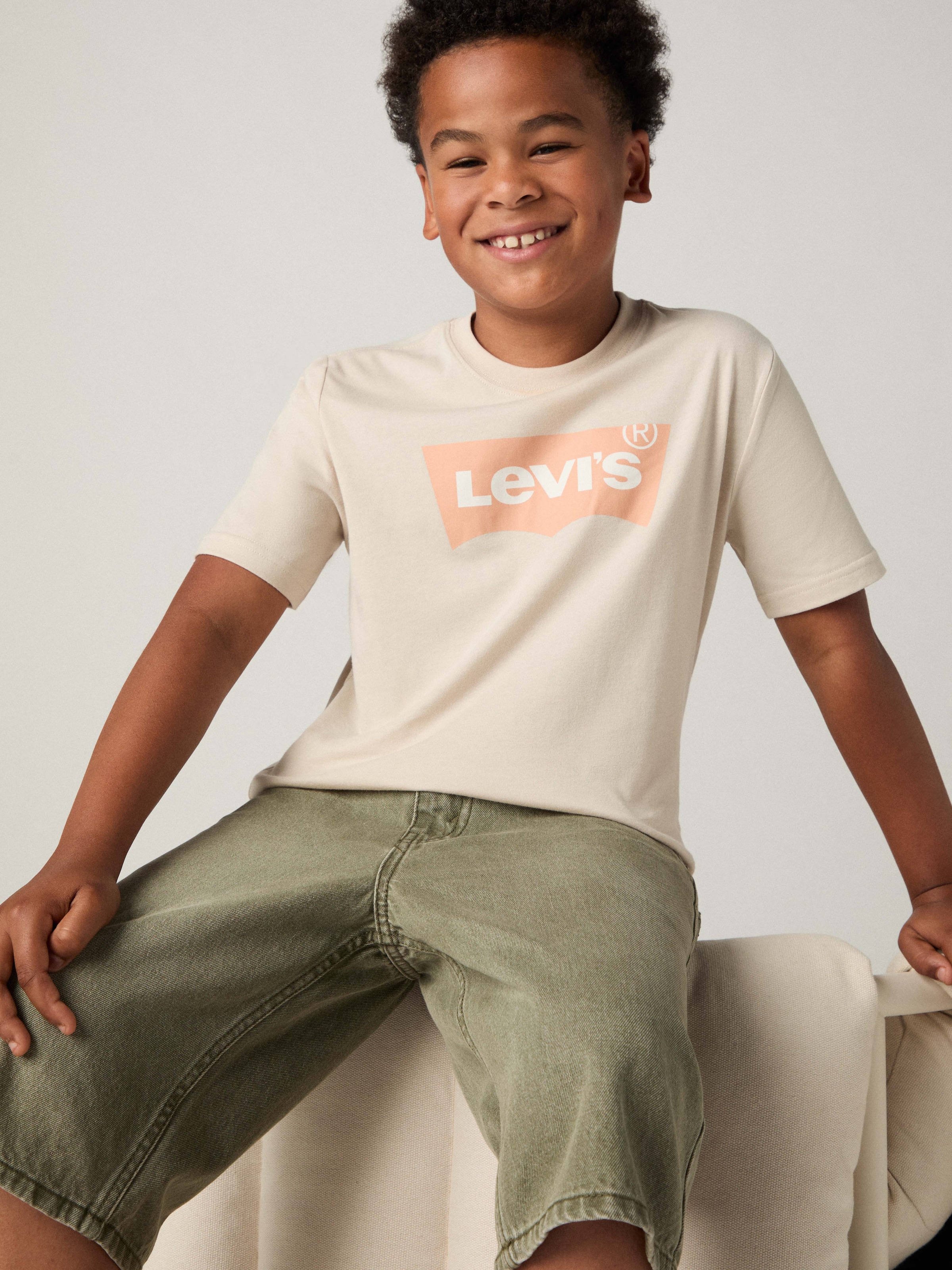 Image of Levis Kids T-Shirt "LVB BATWING TEE" for BOYS