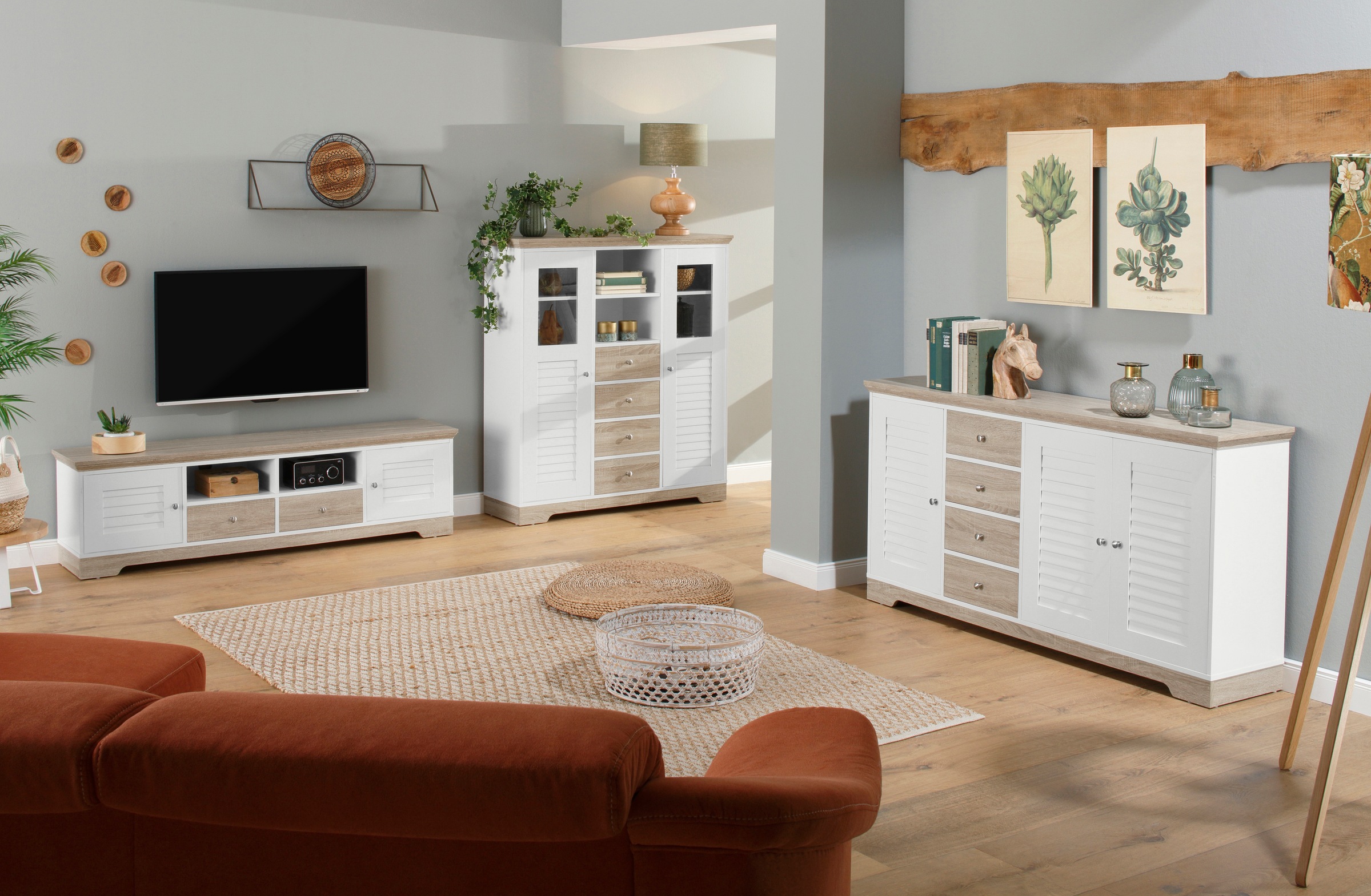 Home affaire Lowboard »Ramon«, Kommode mit schönen Metallgriffen und Jalousine Türen