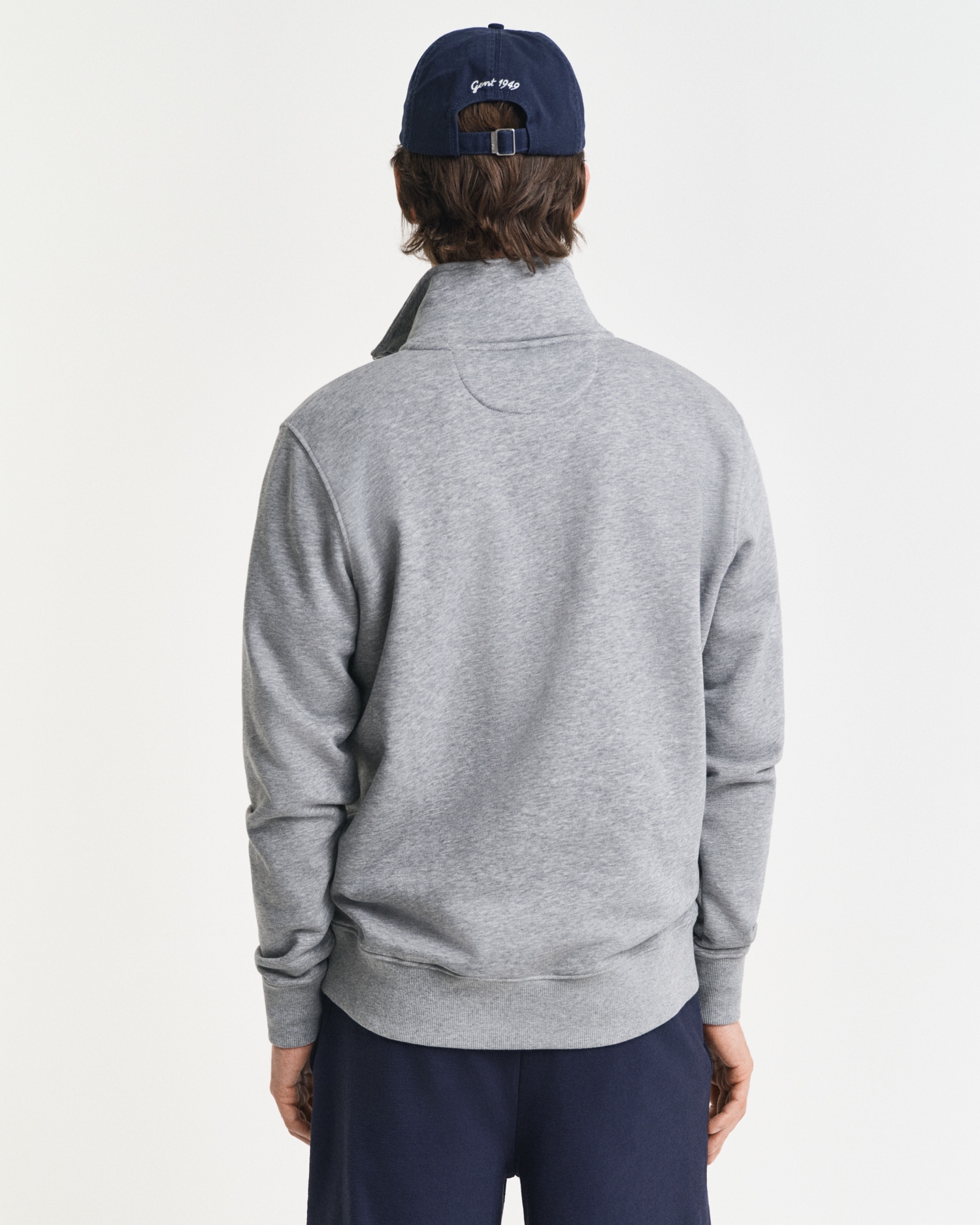 Gant Sweatshirt »REG SHIELD HALF ZIP SWEAT«, mit Logostickerei auf der Brust