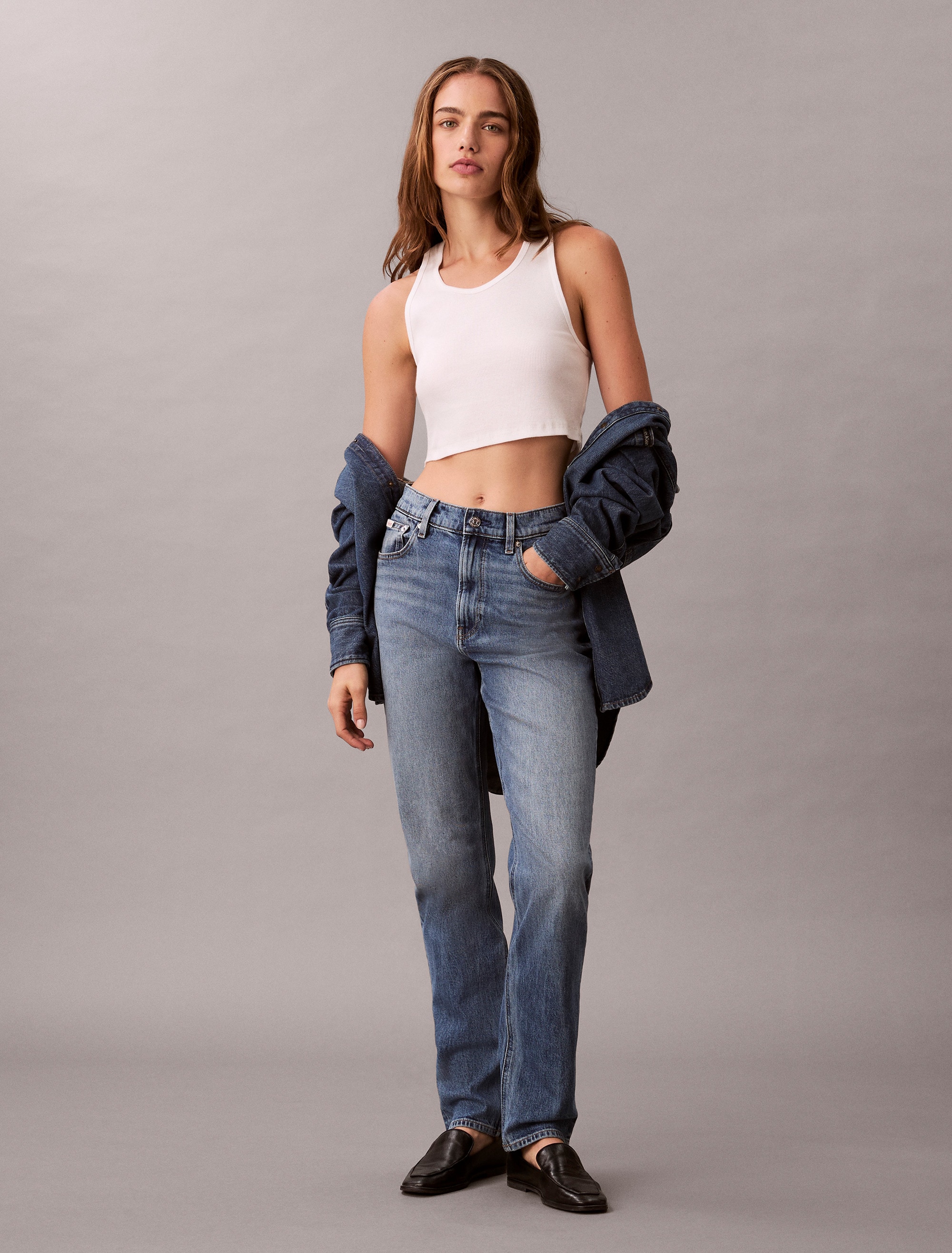 Calvin Klein Jeans Jeans mom »NEW MOM JEAN« mit Markenlabel am Bund