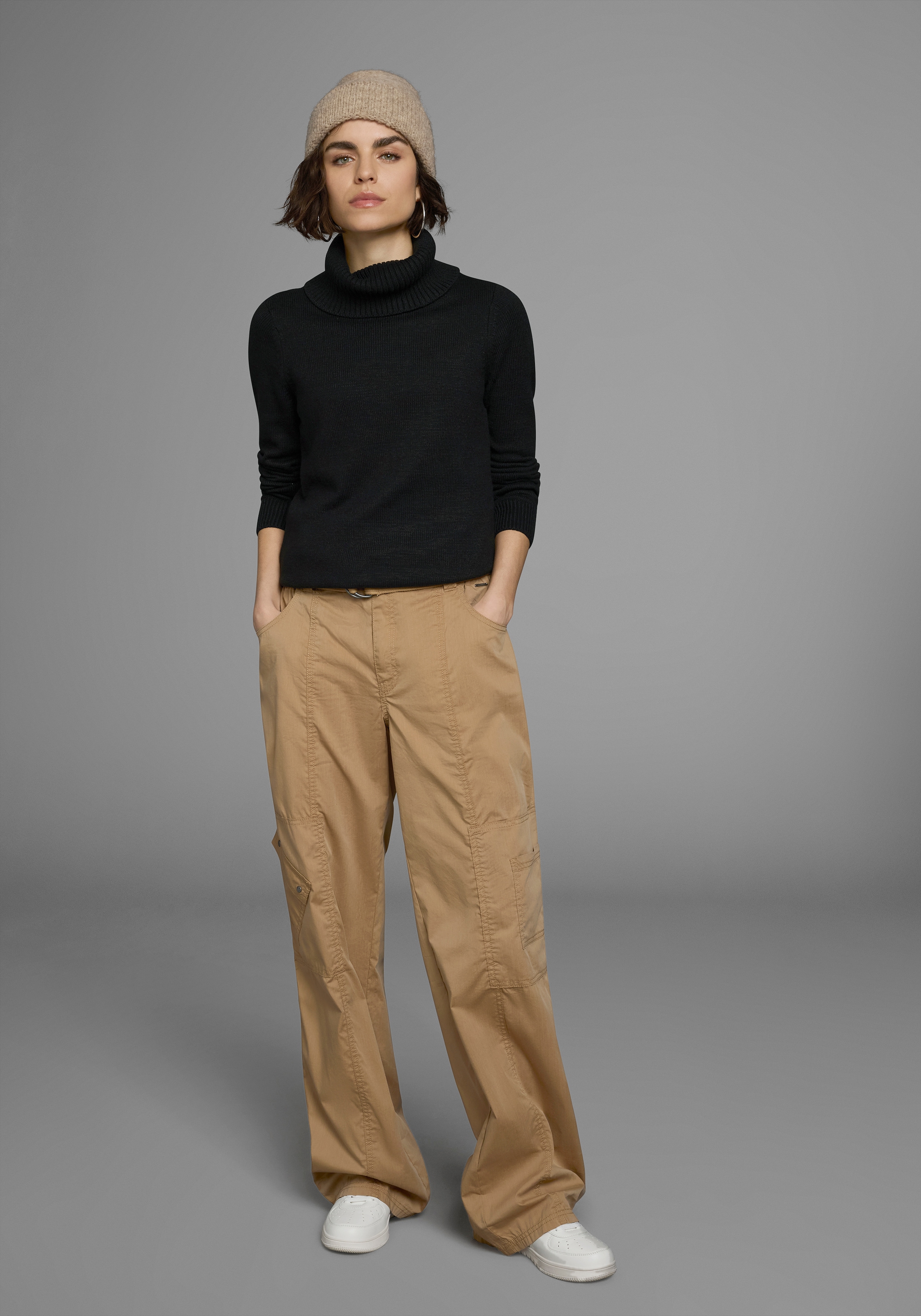KangaROOS Rollkragenpullover, in klassischer Form