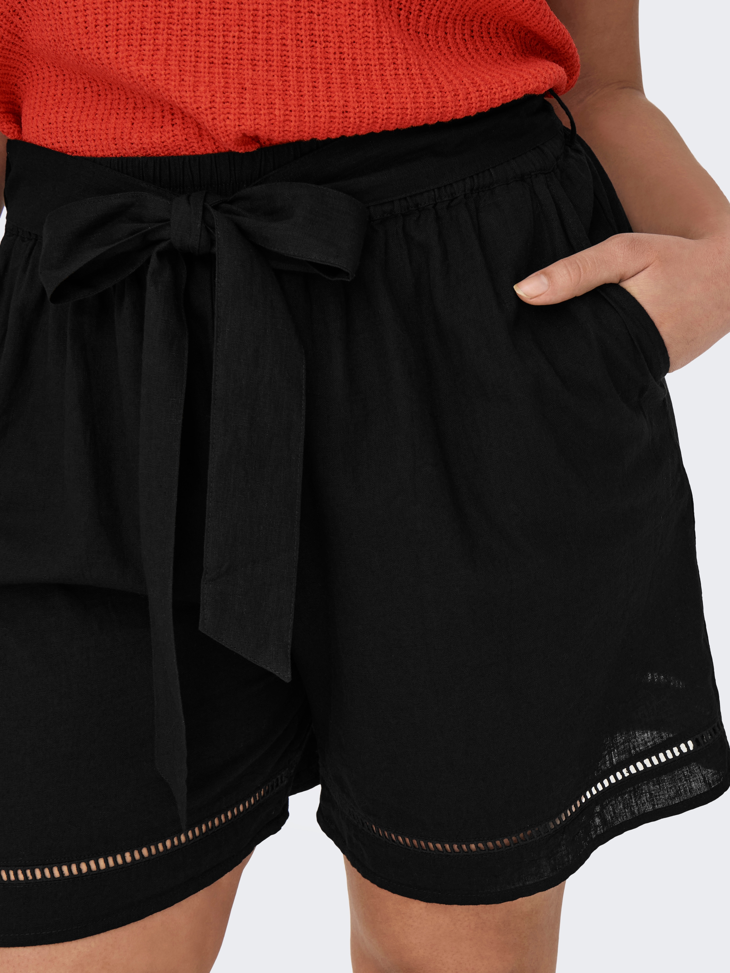 ONLY CARMAKOMA Shorts »CARJUPITER LIFE SHORTS WVN«