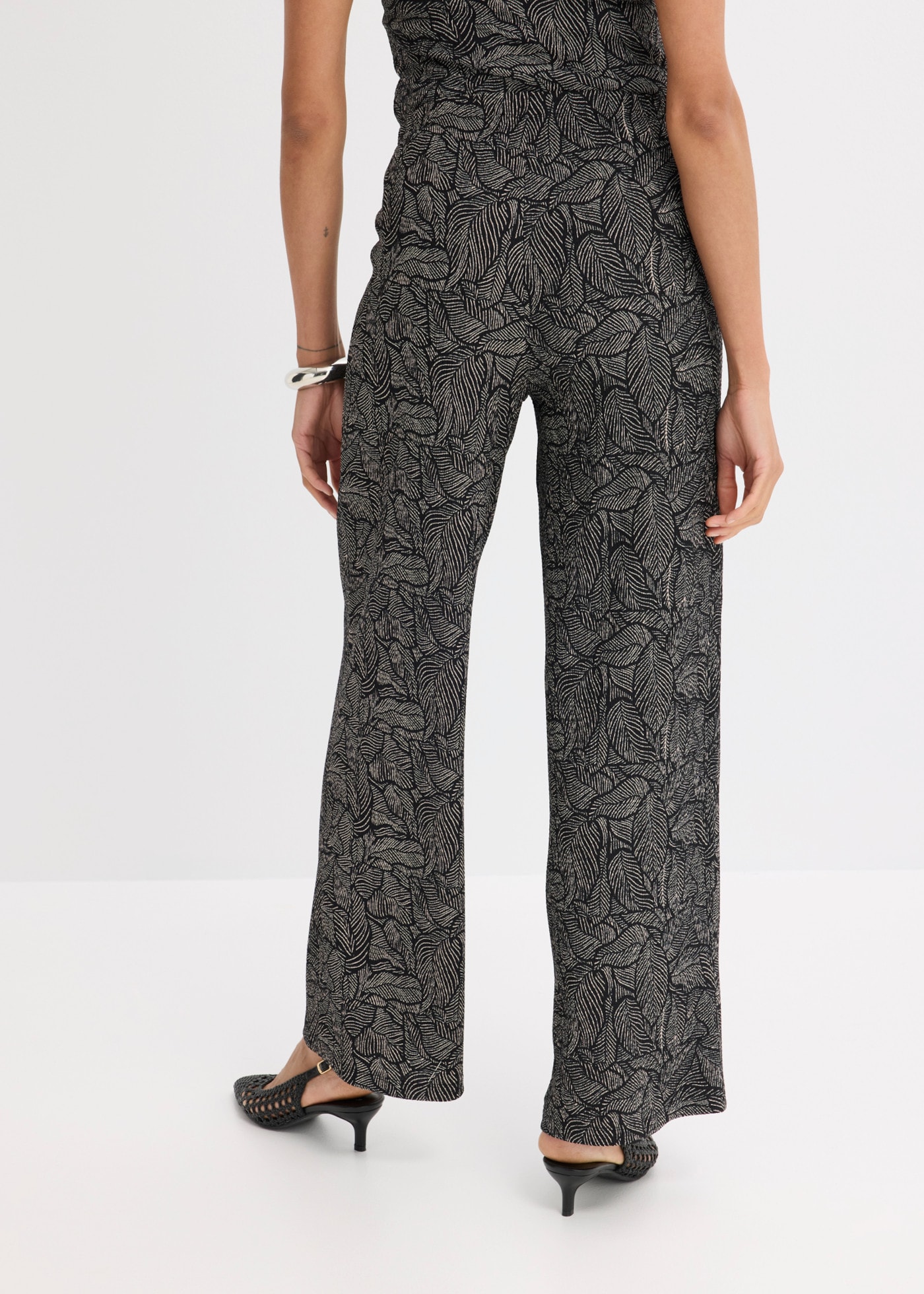 bonprix Pantalon en jersey  avec imprimé accrocheur, coupe regular fit, matière élastique