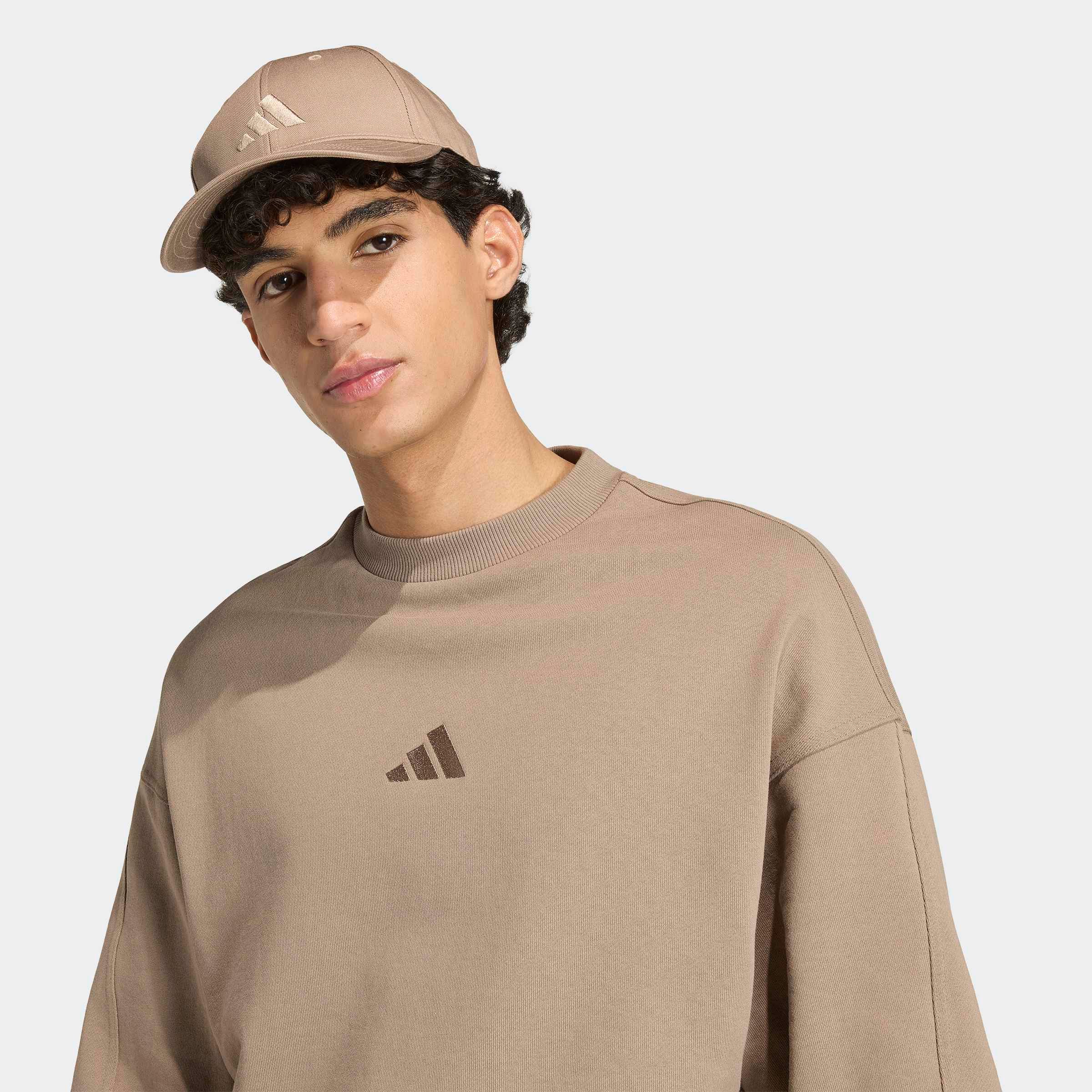 adidas Sportswear Sweatshirt »M AK SL SWT«, mit Rundhalsausschnitt, ohne Verschluss, in normaler Länge
