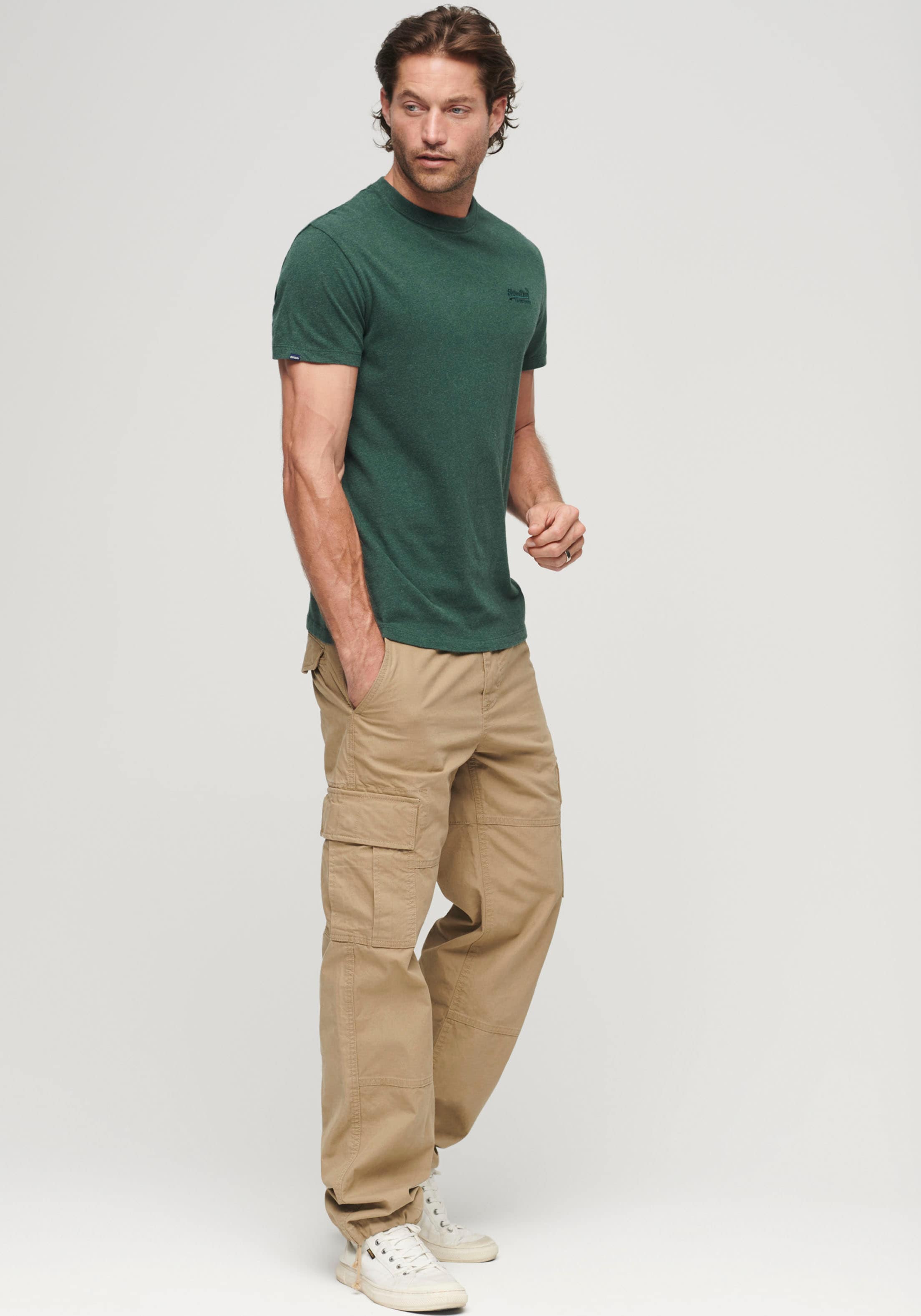 Superdry Rundhalsshirt »ESSENTIAL LOGO EMB TEE«