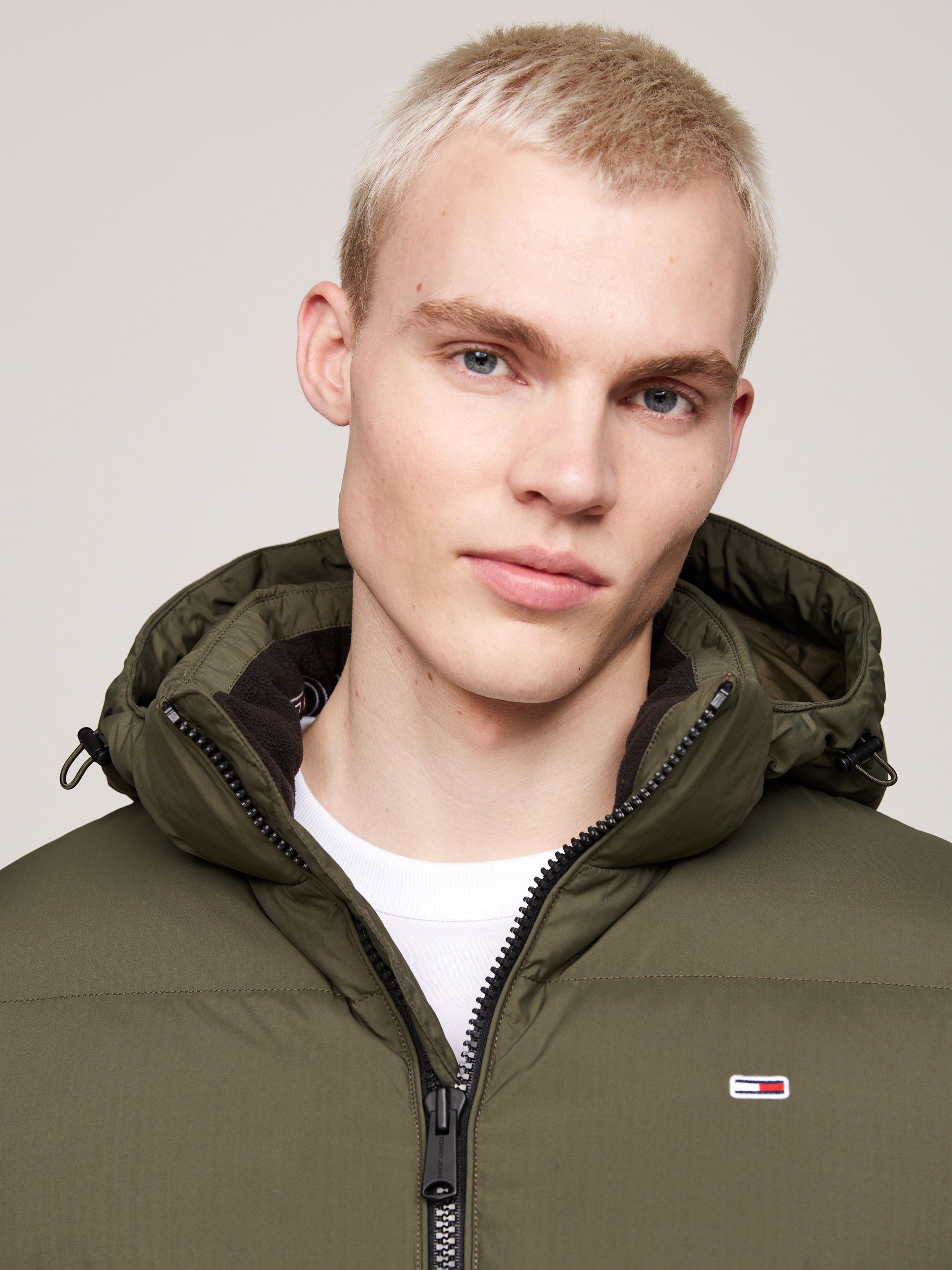 Tommy Jeans Plus Steppjacke »TJM ESSENTIAL DOWN JACKET EXT«, mit Kapuze, Grosse Grössen