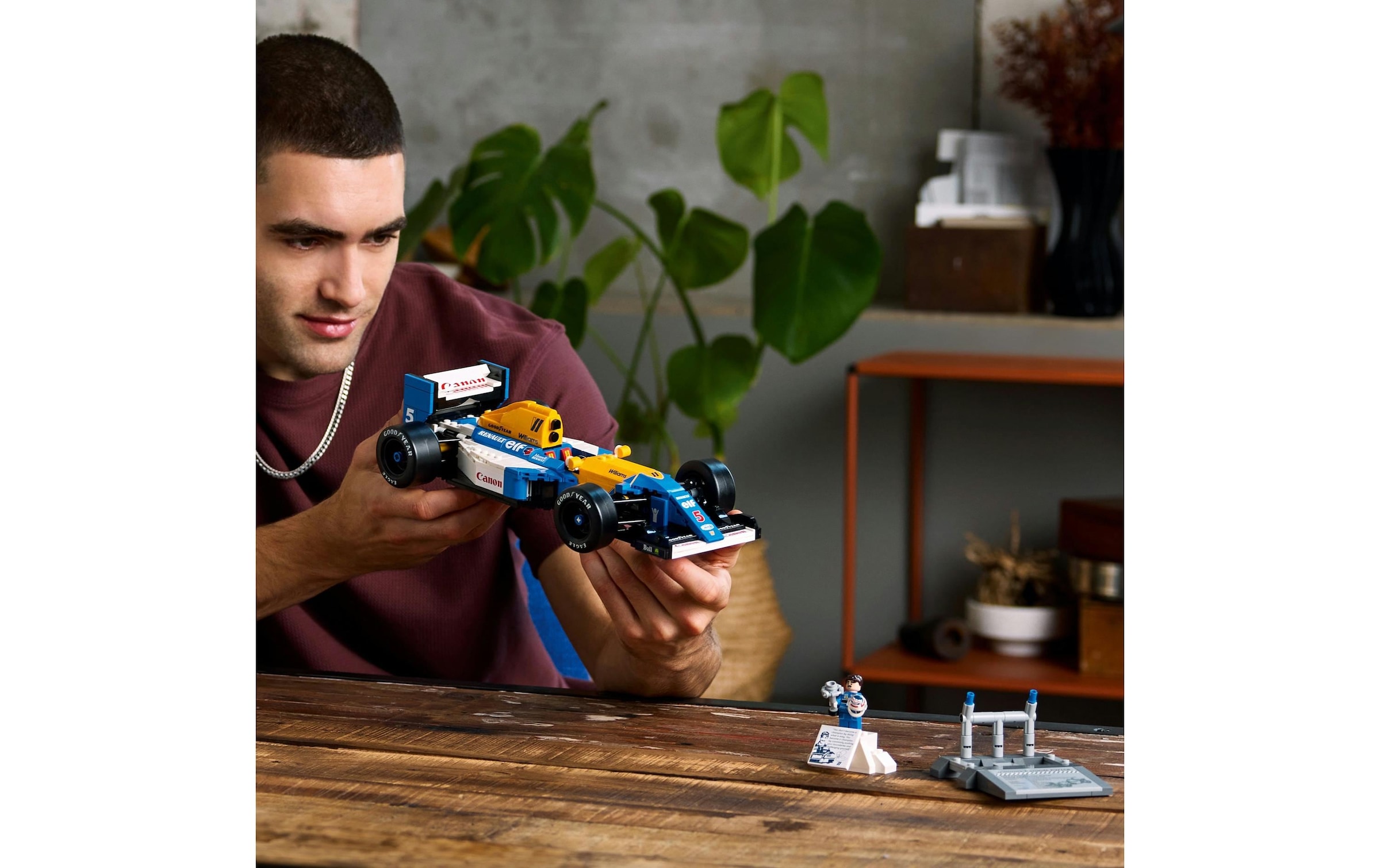 LEGO® Spielbausteine »Icons Williams Racing FW14B mit Nigel Mansell 10353«