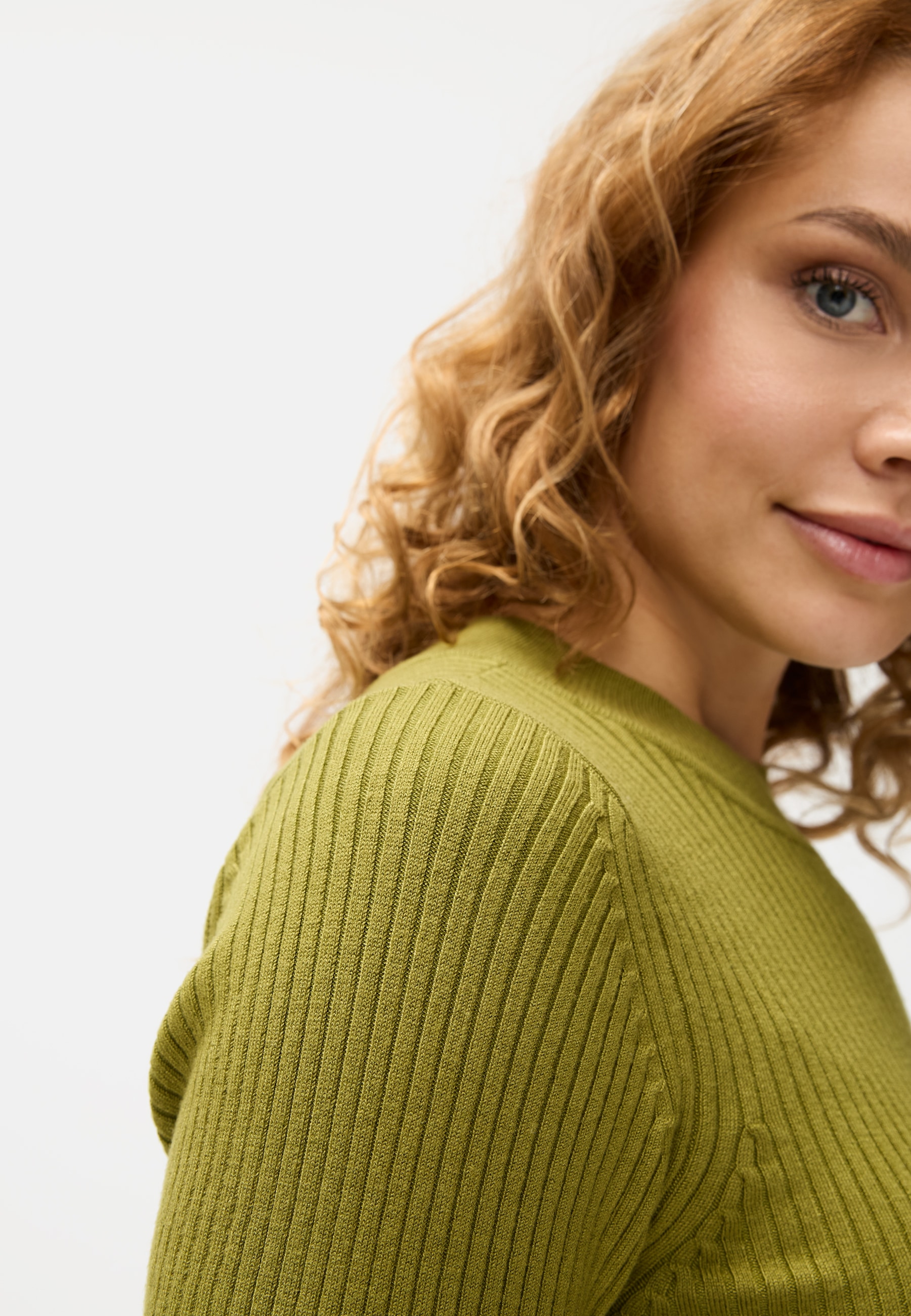 LASCANA Kurzarmpullover mit Rippstruktur, figurbetonter Strickpullover, Basic