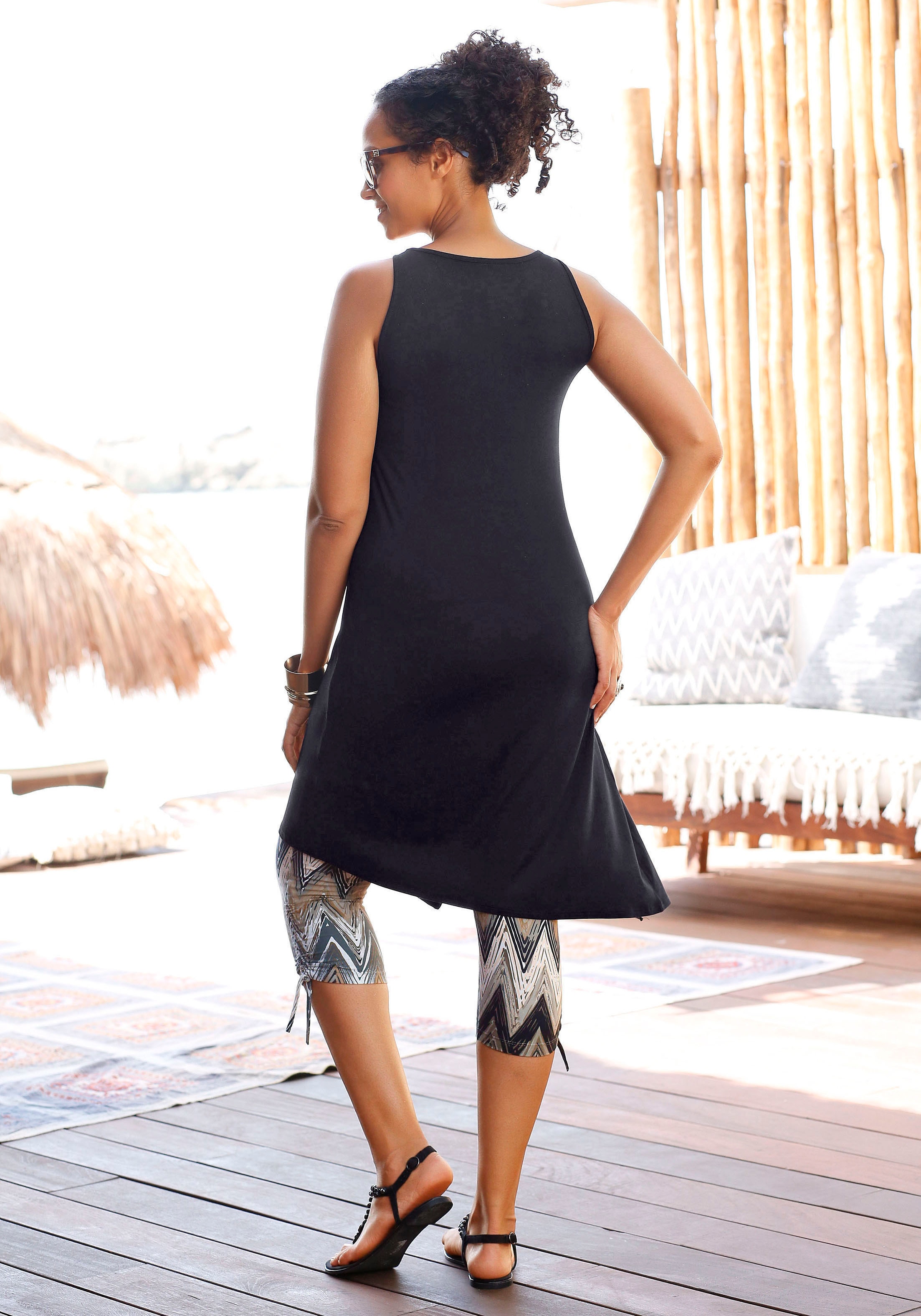 Beachtime Top long mit asymmetrischem Saum und Schlitz, Sommerkleid, Strandkleid