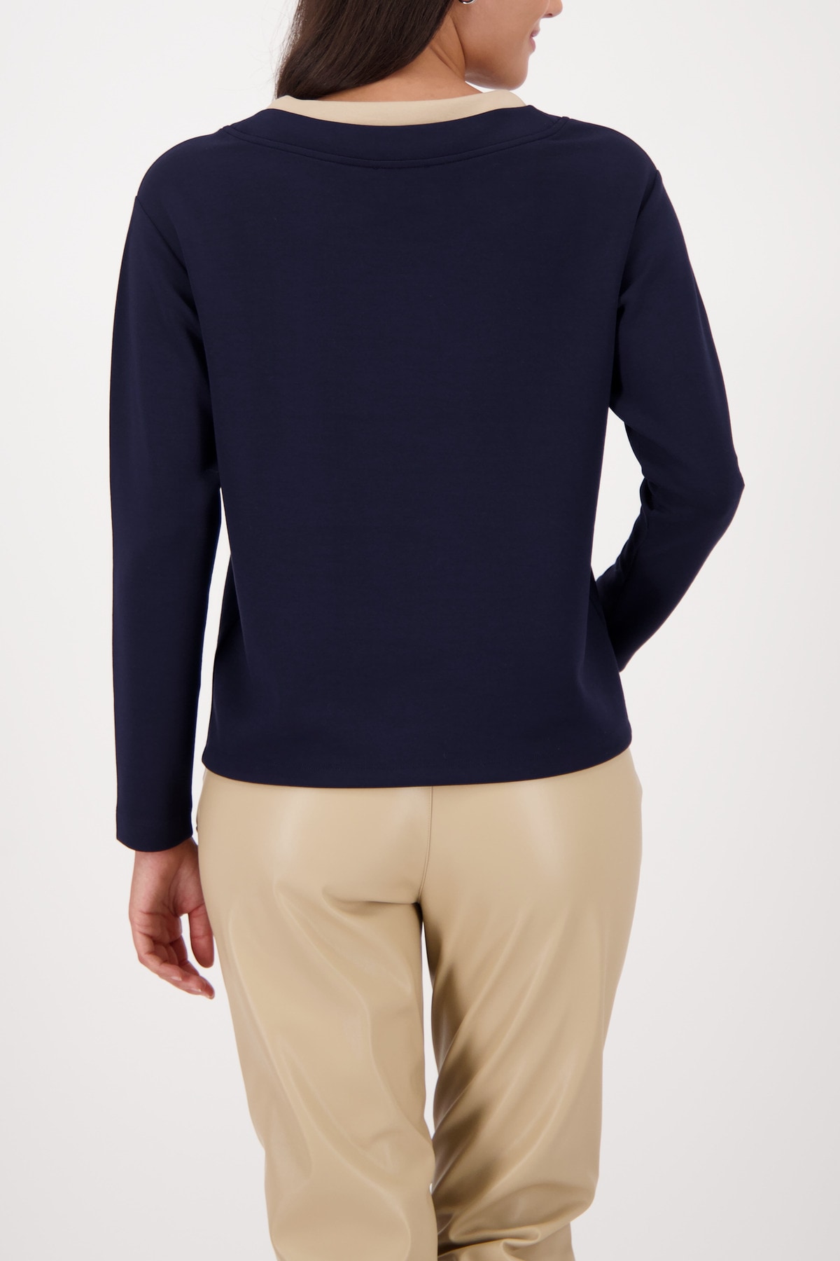 Monari Sweatshirt »Sweatshirt Basic Schmuckdetail«, Regular fit mit Rundhalsausschnitt