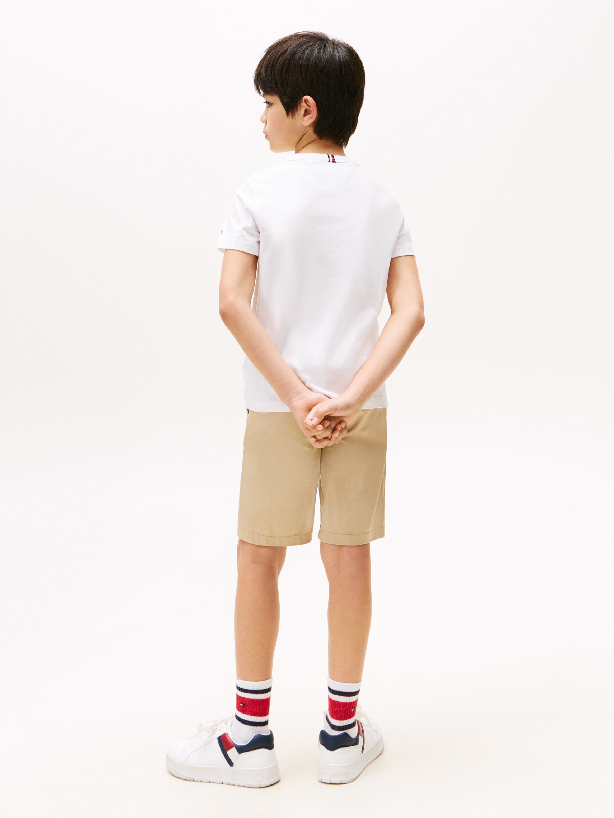 Tommy Hilfiger T-Shirt »CURVED HILFIGER GRAPHIC TEE SS«, für Kinder bis 16 Jahre, grosser Logo-Print