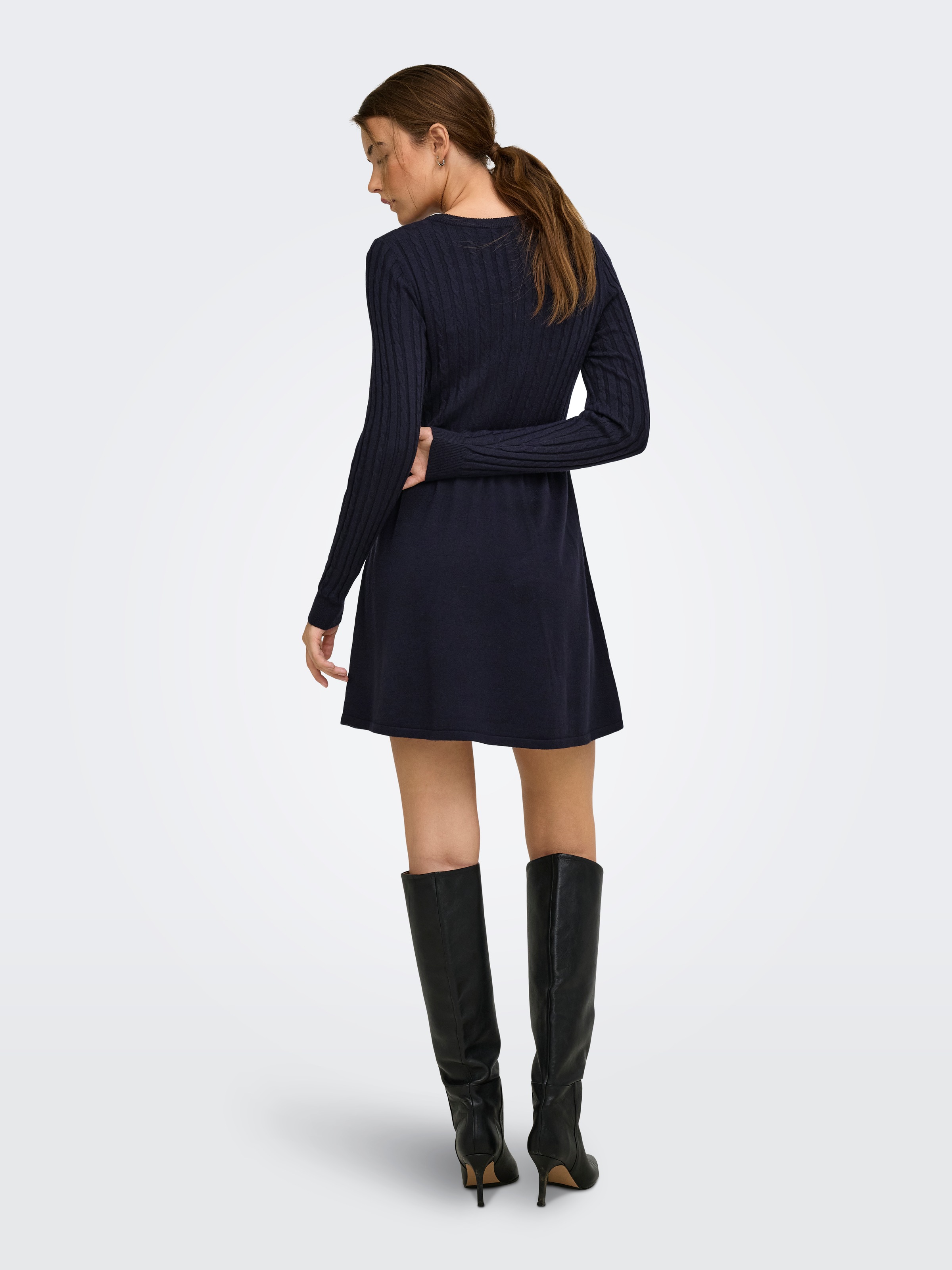 ONLY Strickkleid »ONLFIA LS CABLE DRESS KNT« Viskosemischung, regular fit