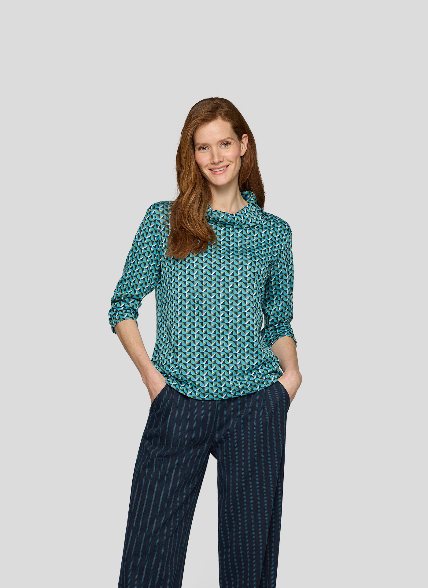 Image of Rabe 3/4-Arm-Shirt mit geschlitztem Rollkragen und Minimal Print