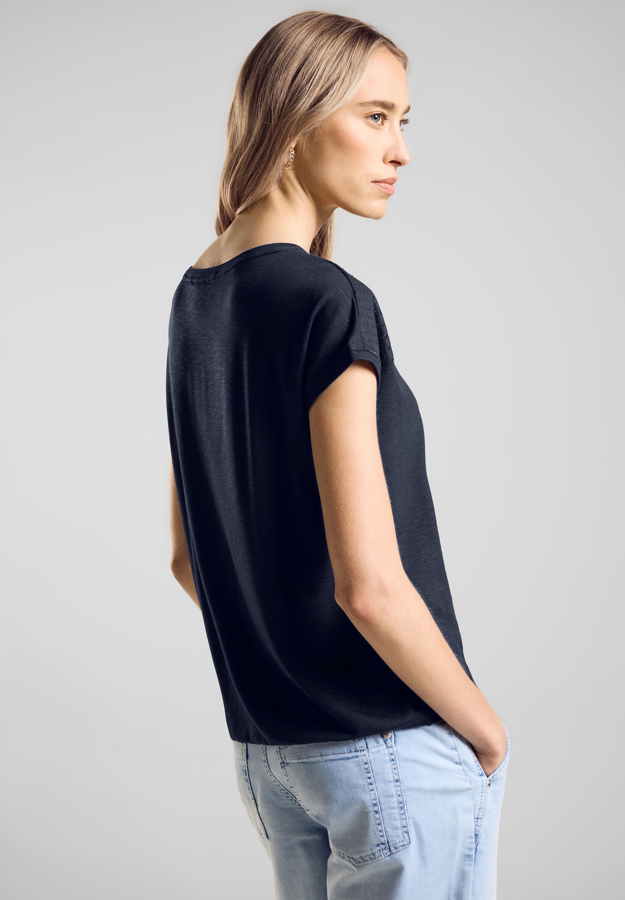 STREET ONE Spitzenshirt »VIANNA«, mit Spitze