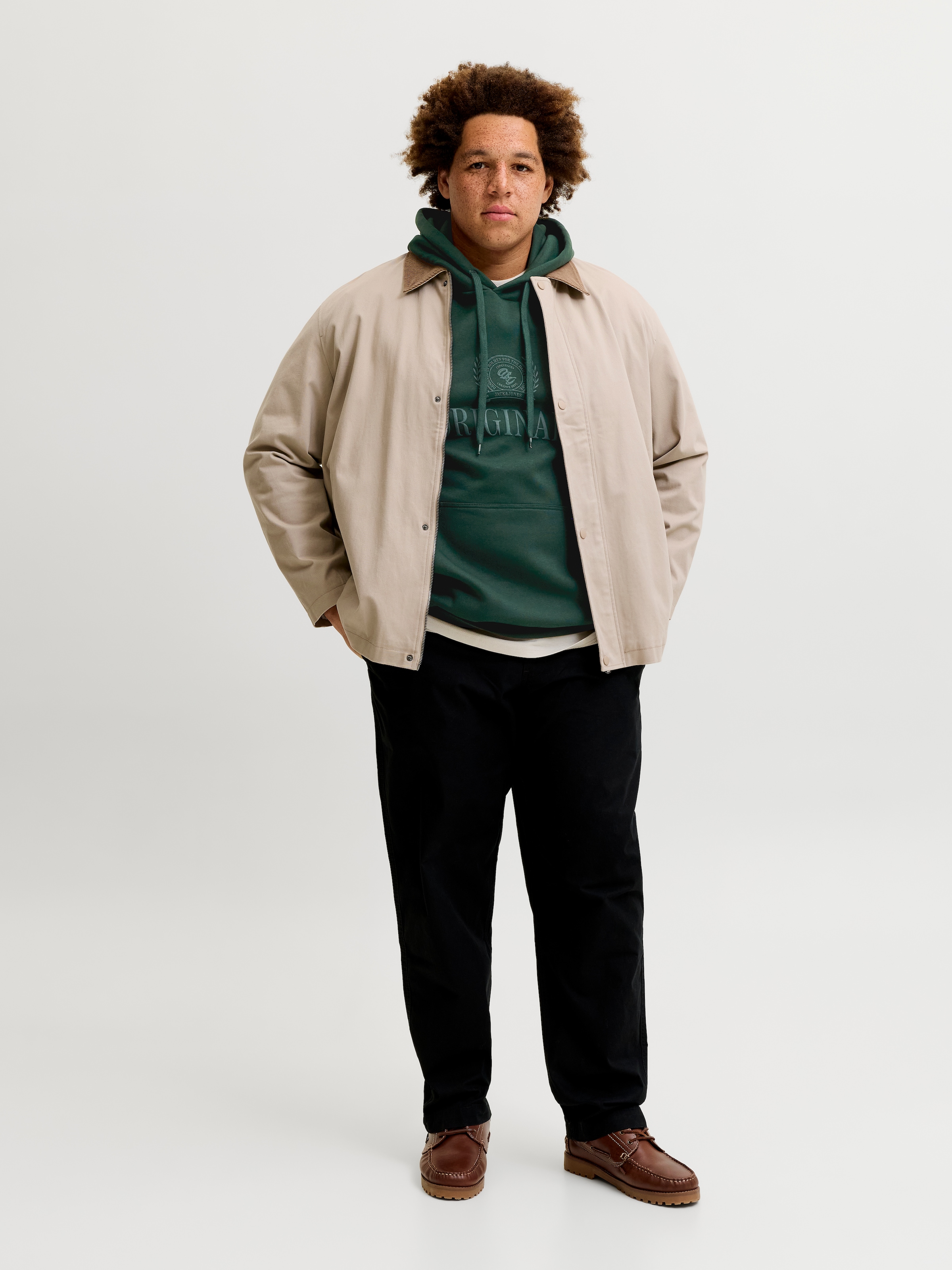 Jack & Jones PlusSize Sweat à capuche »JORFREDERIKSBERG MONOGRAM SWEAT HOOD PLS«, mélange coton, coupe régulière
