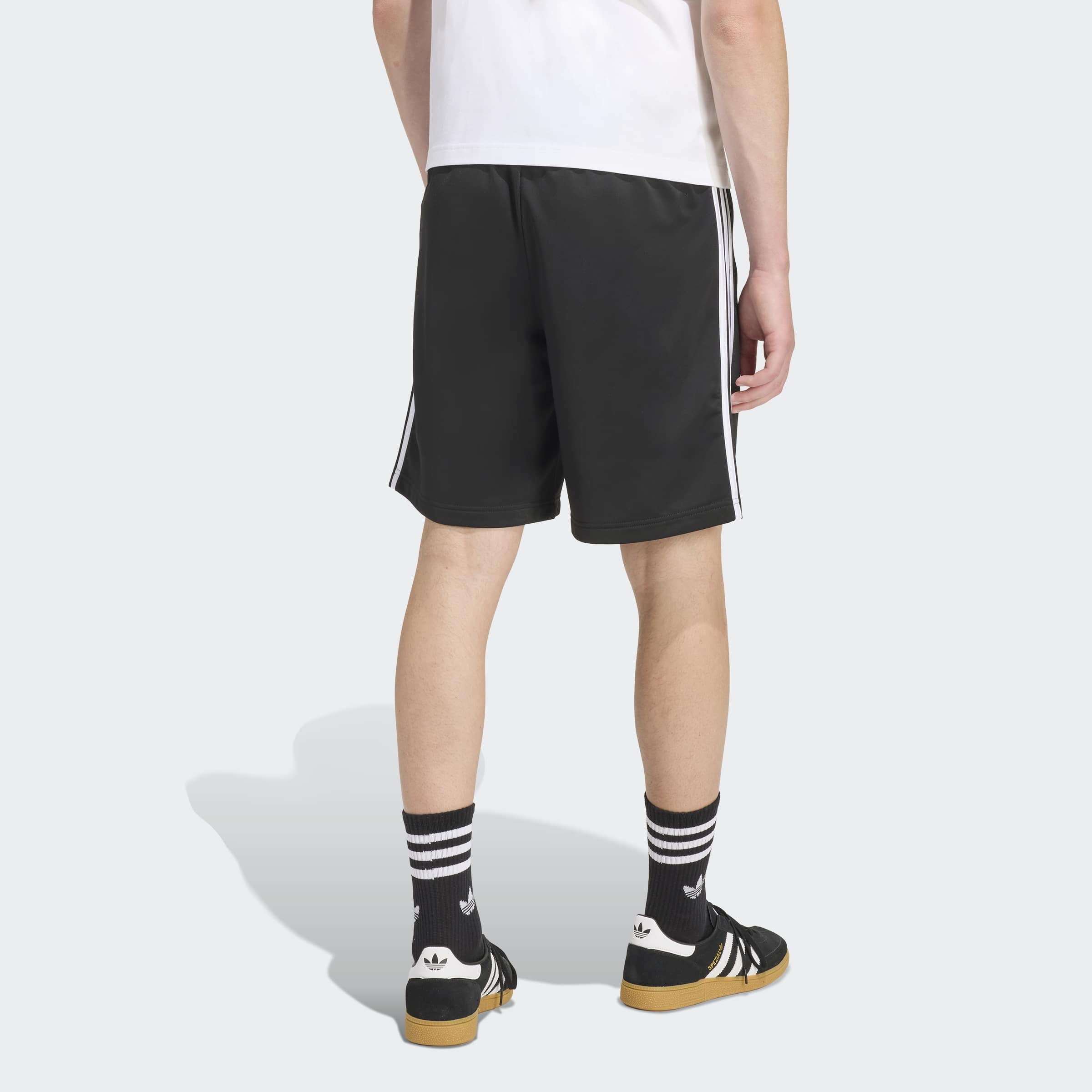 adidas Originals Shorts »FIREBIRD SHO«  für Erwachsene, mit Kordelverschluss, Normal-weite Bermudas