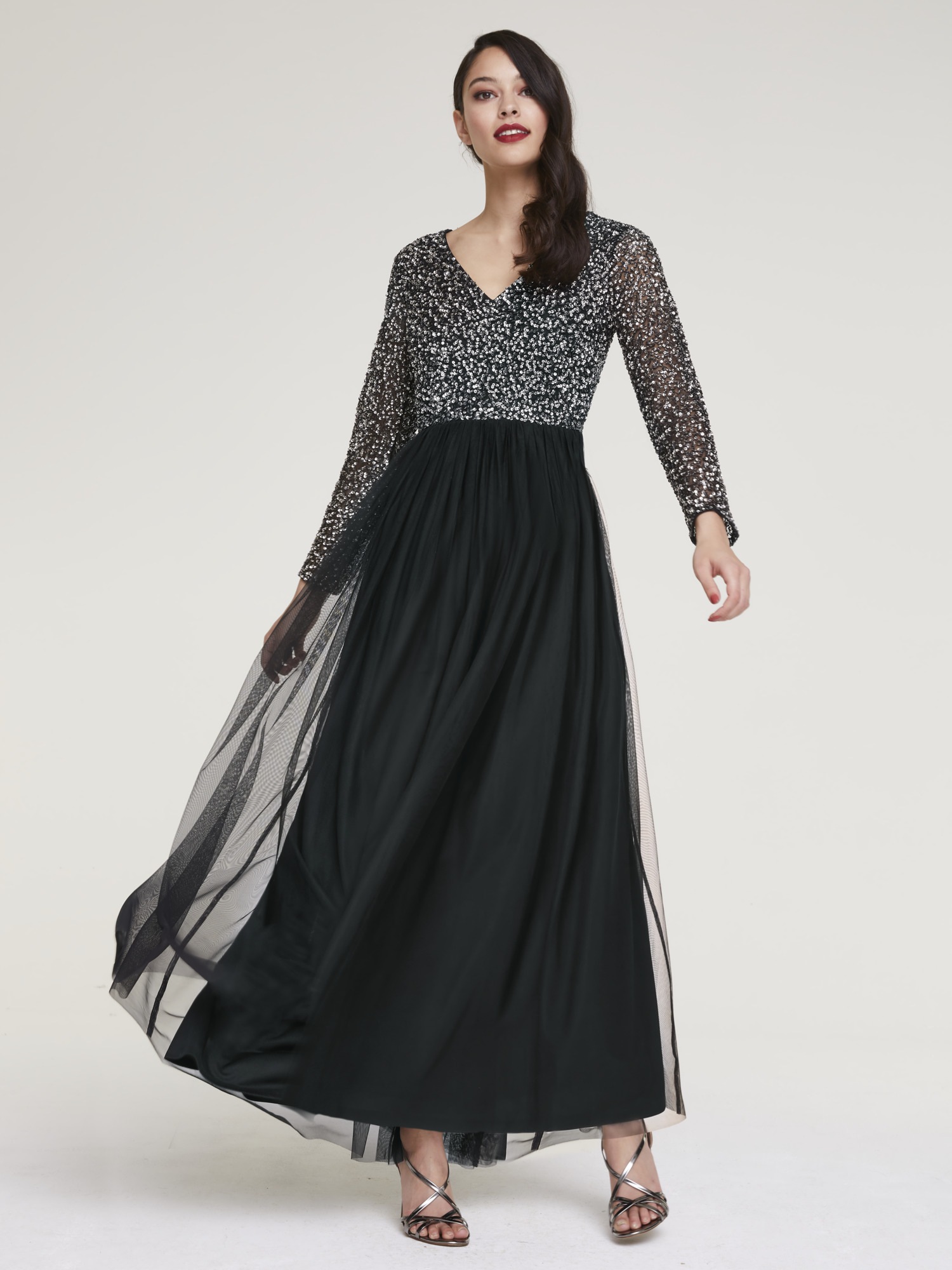 Abendkleid mit Pailletten