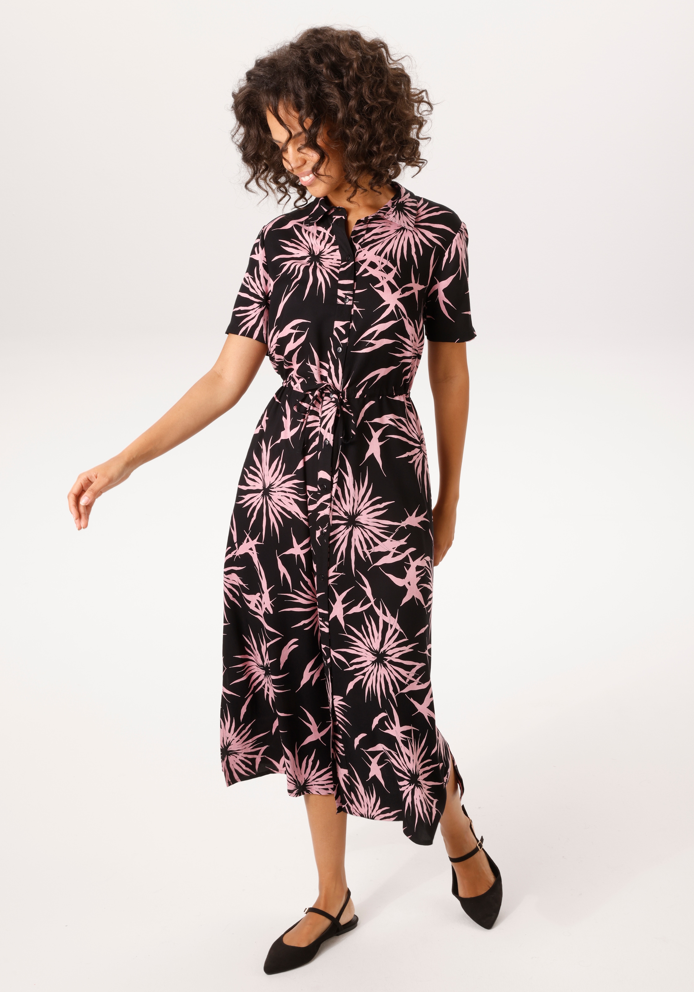 Aniston CASUAL Robe d'été mit grafischen Blumendruck - jedes Teil ein Unikat - NEUE KOLLEKTION