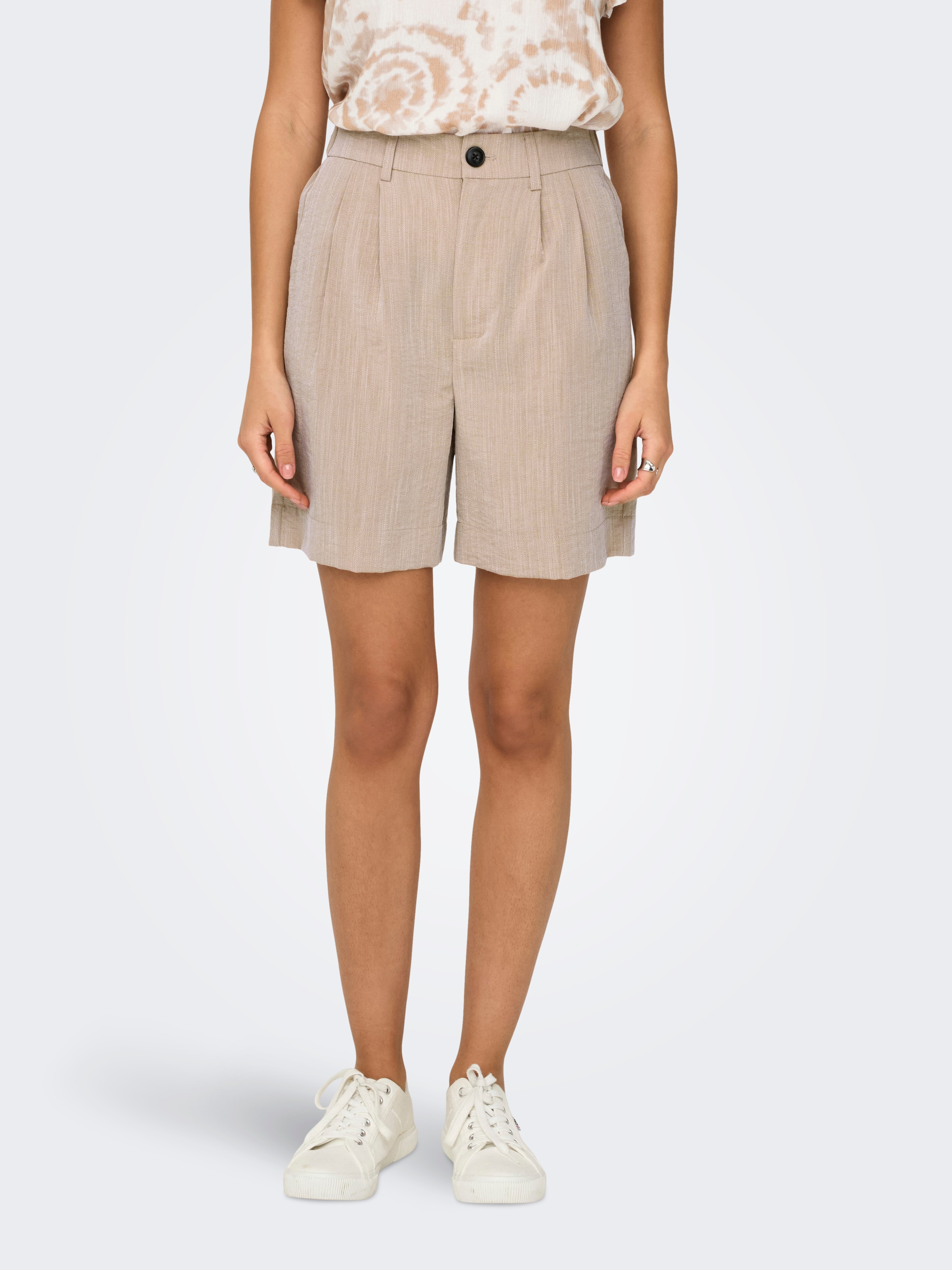 Image of ONLY Shorts "ONLMARSA SOLID SHORTS WVN"