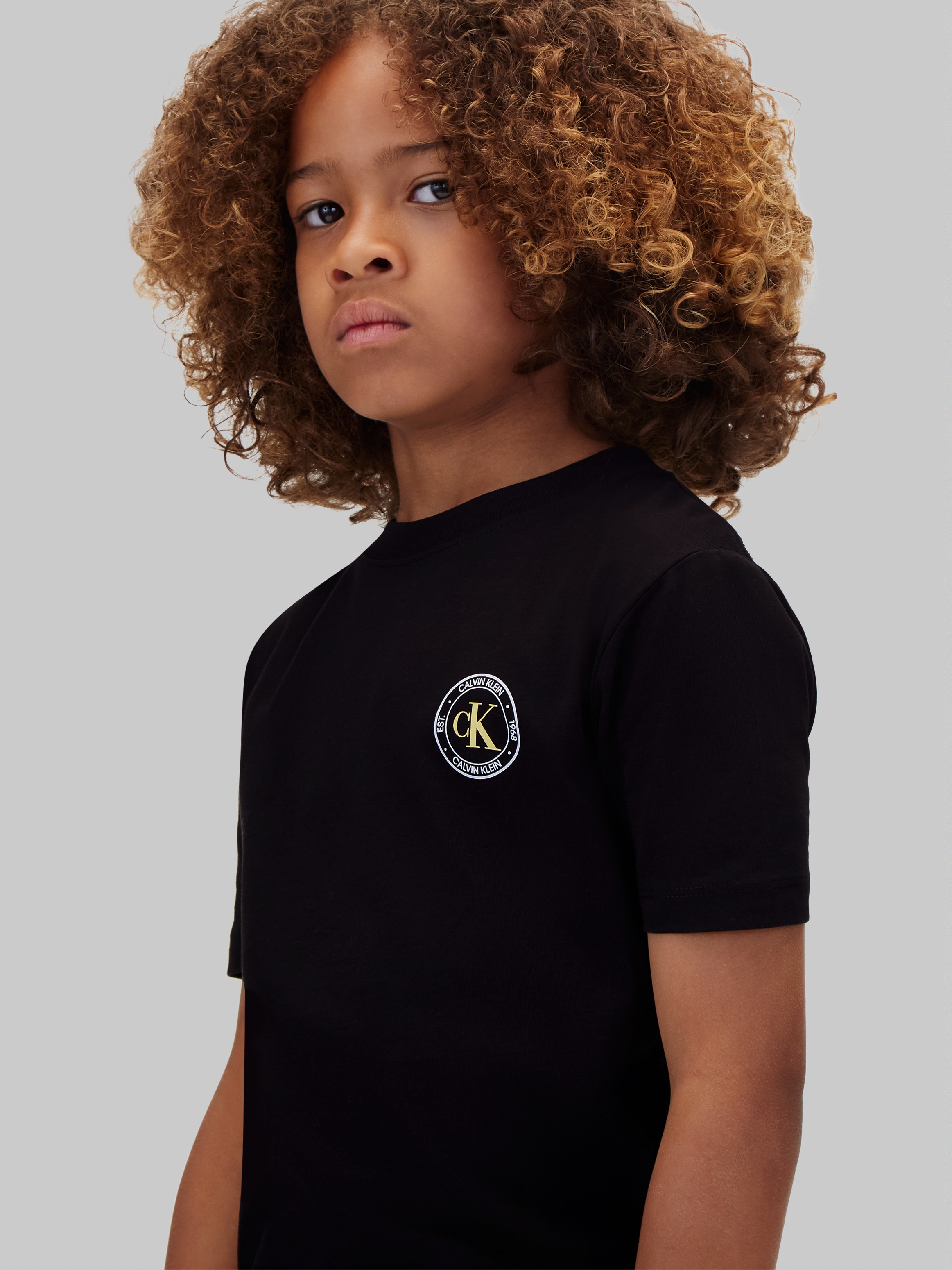 Calvin Klein T-shirt »CK SMALL CHEST CIRCLE SS T-SHIRT« coupe régulière avec col rond