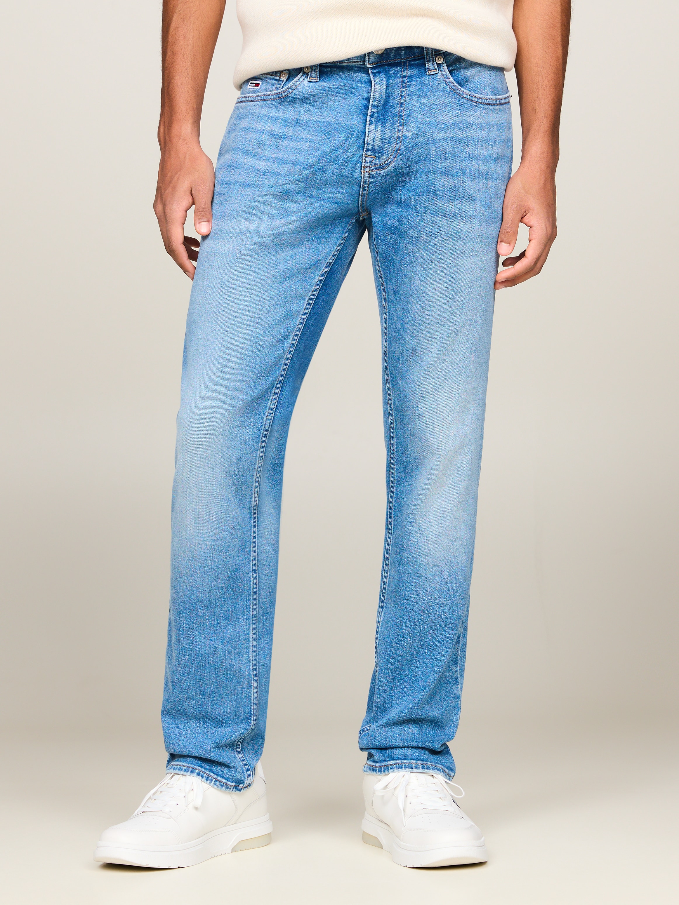 Tommy Jeans Slim-fit-Jeans »SCANTON SLIM«, mit Logoprägung