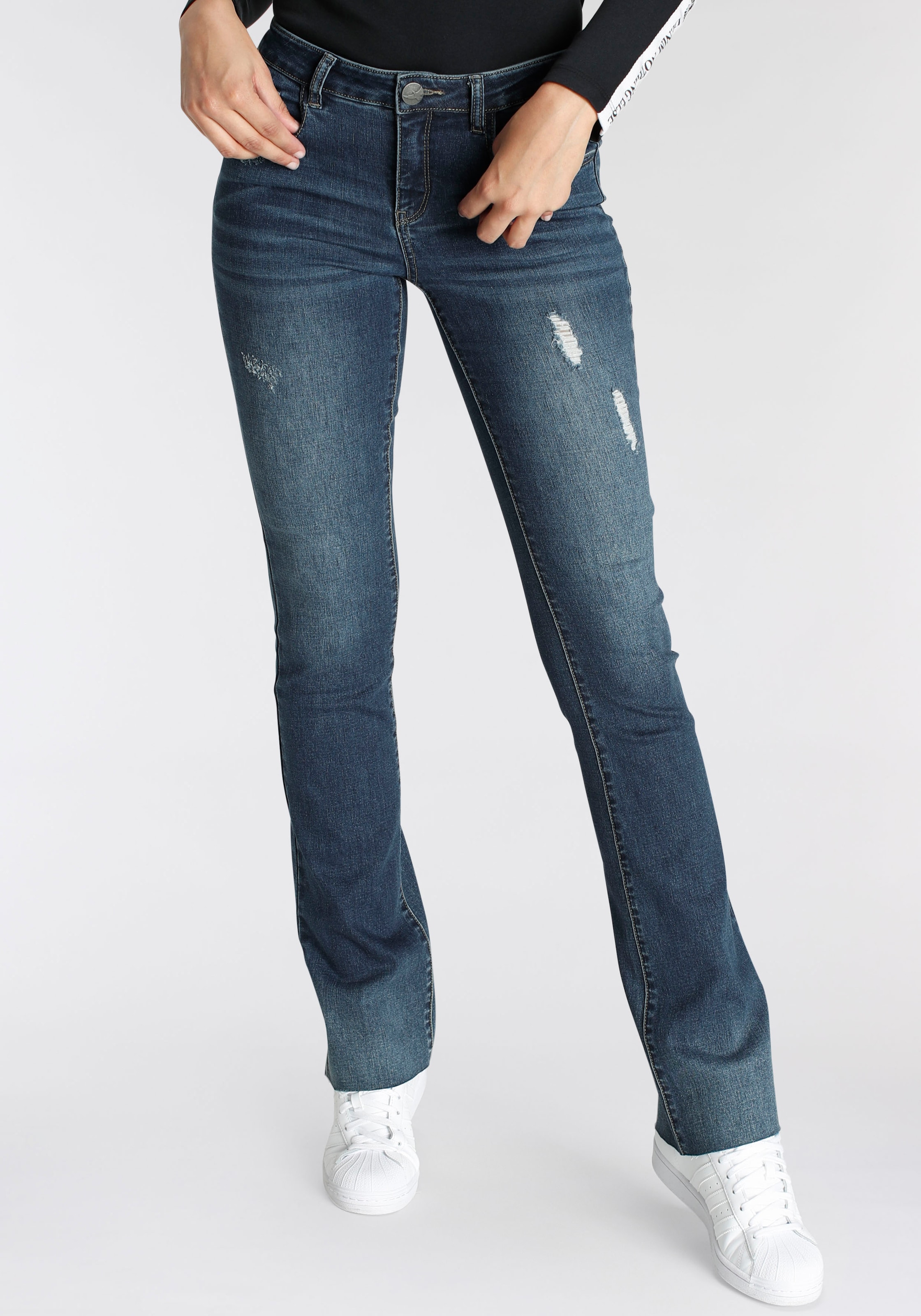 ♕ Arizona Bootcut-Jeans »Ultra-Stretch«, Mid-Waist versandkostenfrei kaufen