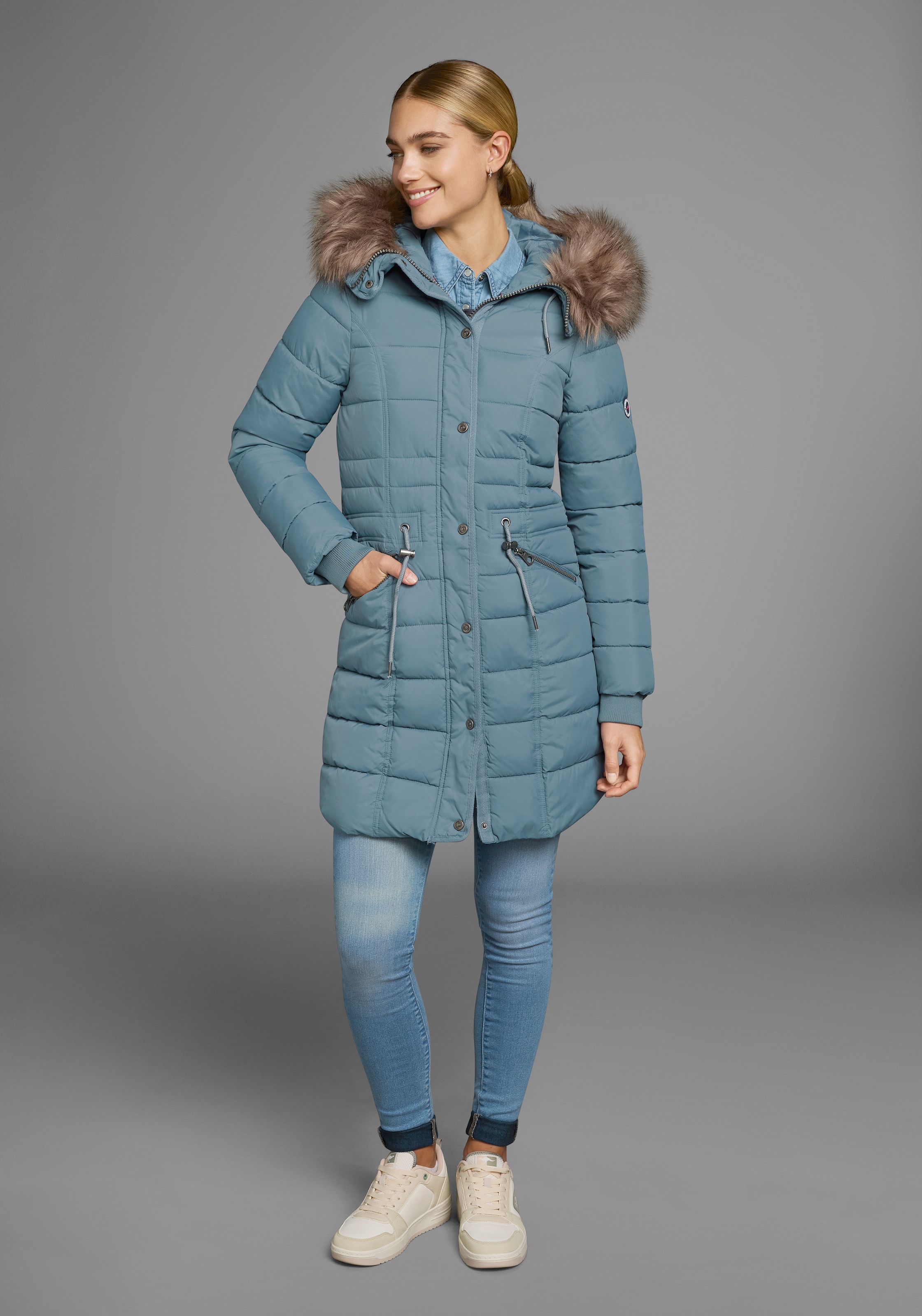 KangaROOS Steppjacke, mit Kapuze, figurbetonter Schnitt, mit Reissverschlusstaschen
