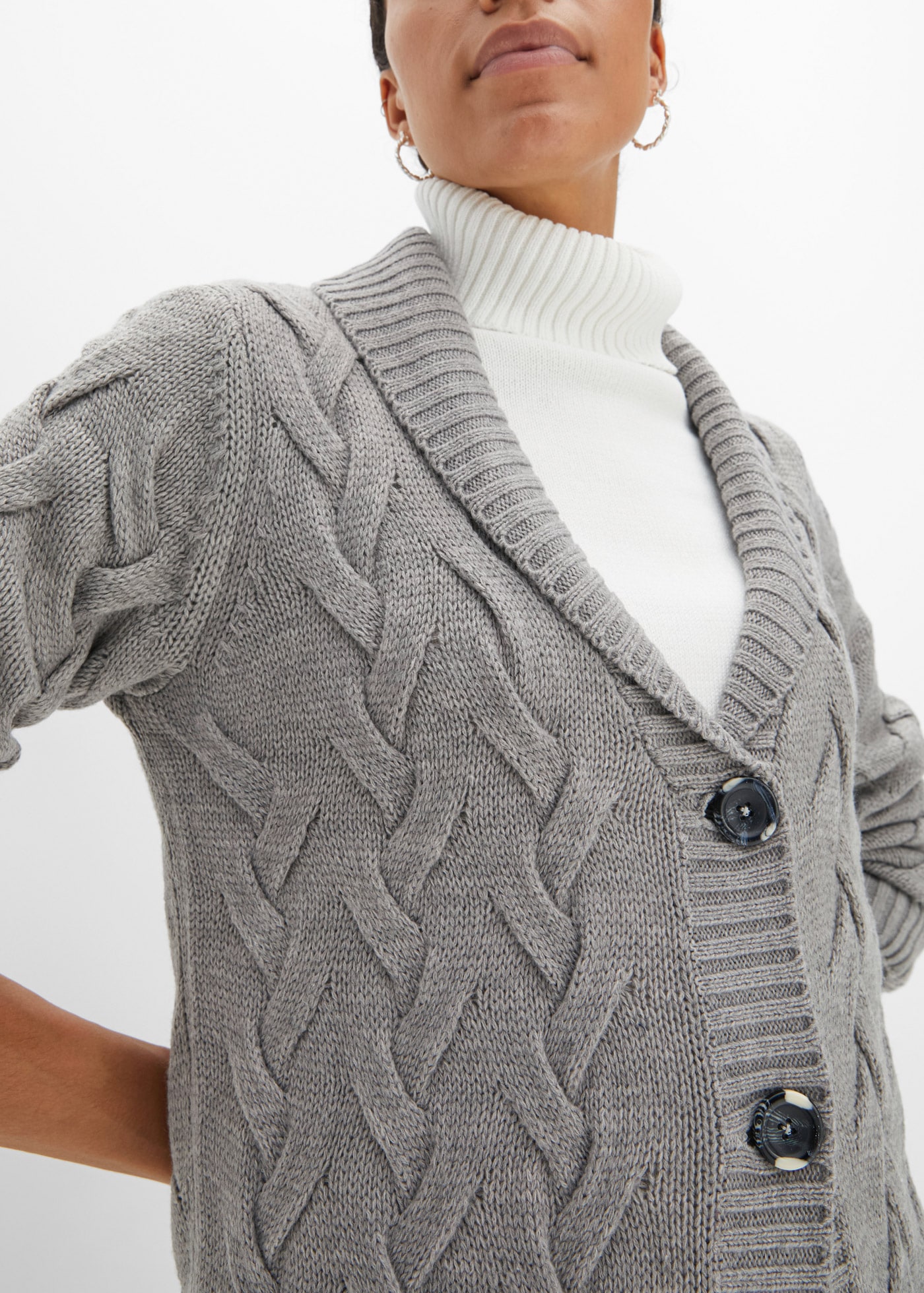 bonprix Cardigan long coupe ample, avec patte de boutonnage, avec poches plaquées