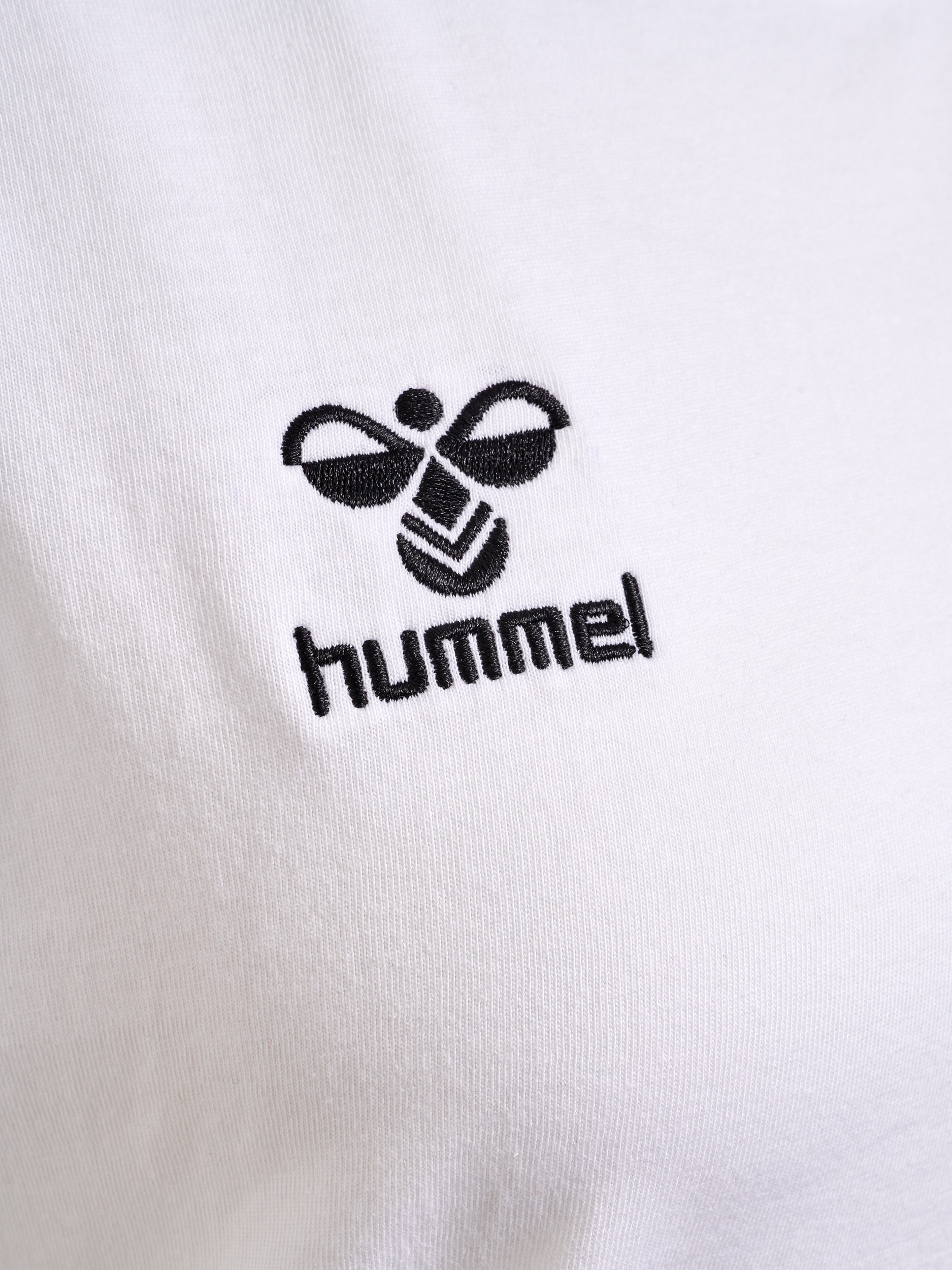 hummel T-shirt »HMLGO 2.0 T-SHIRT S/S WOMAN« mit Rundhalsausschnitt, Kurzarm, aus Baumwolle, in Stretch-Jersey
