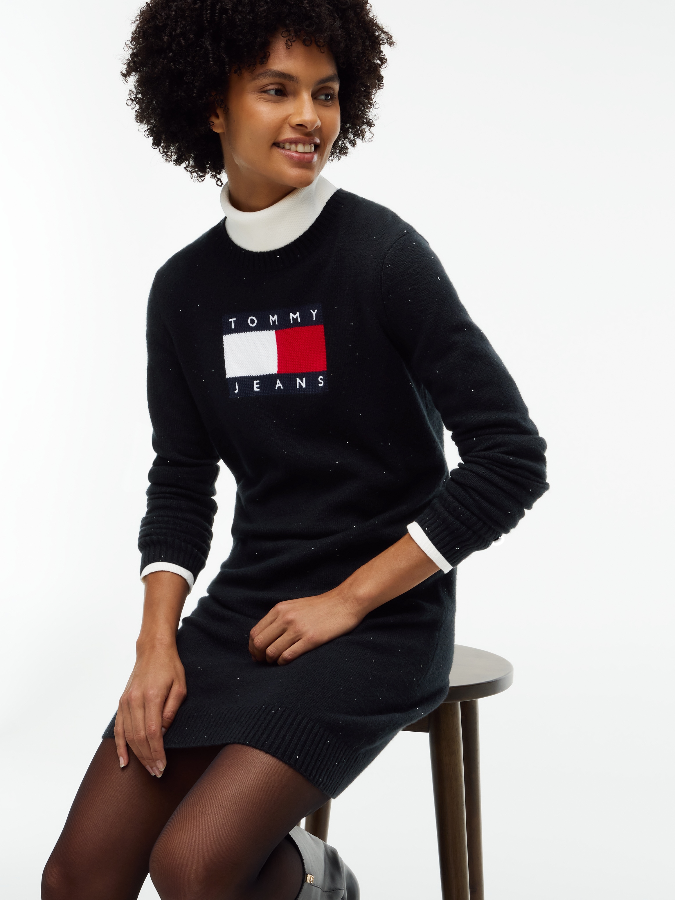 Image of Tommy Jeans Sweatkleid "TJW SPARKLE FLAG SWEATER DRESS" Baumwollmischung